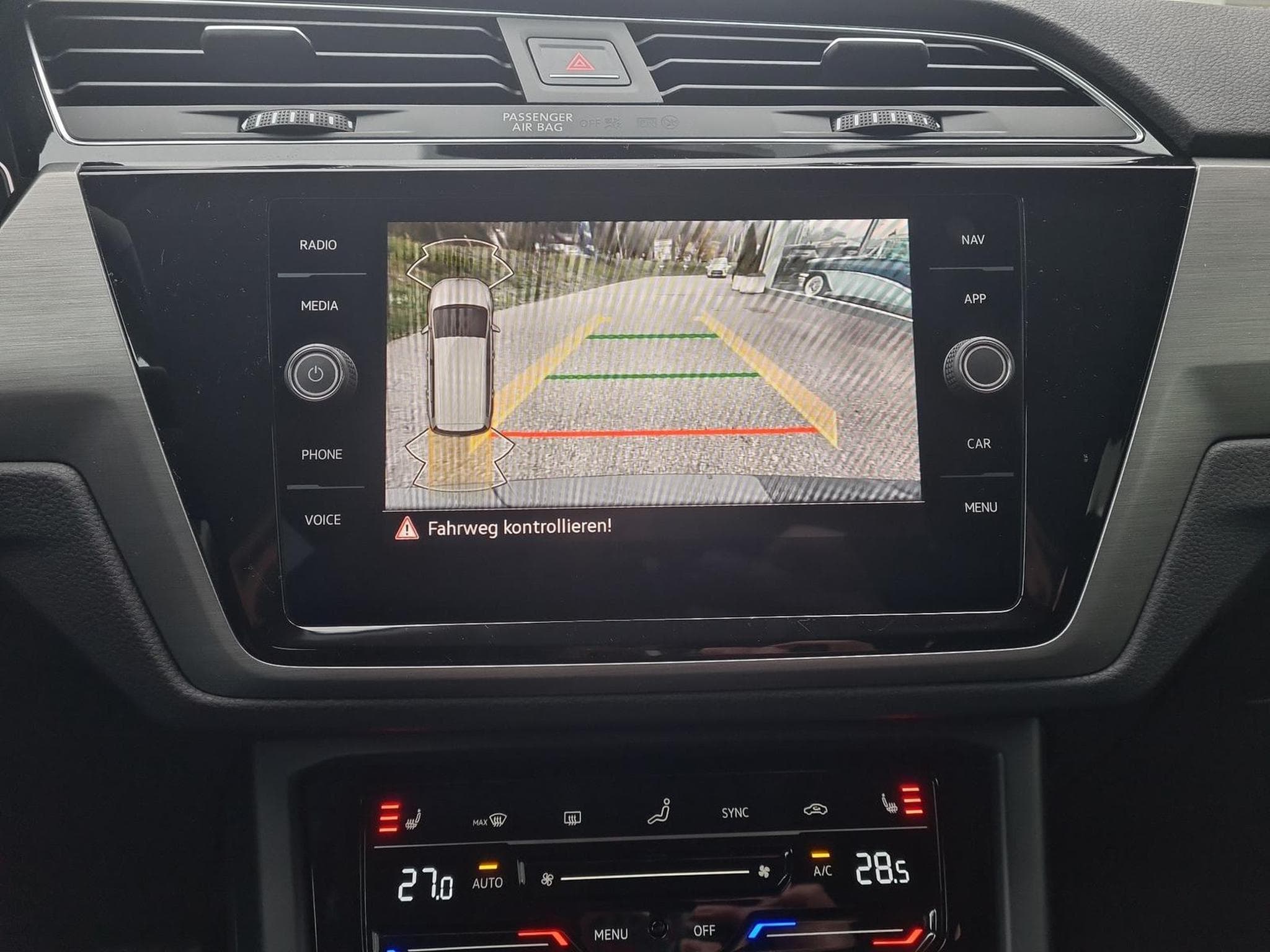 VW Touran Comfortline BMT/Start-Stopp (2026) - Photo 17