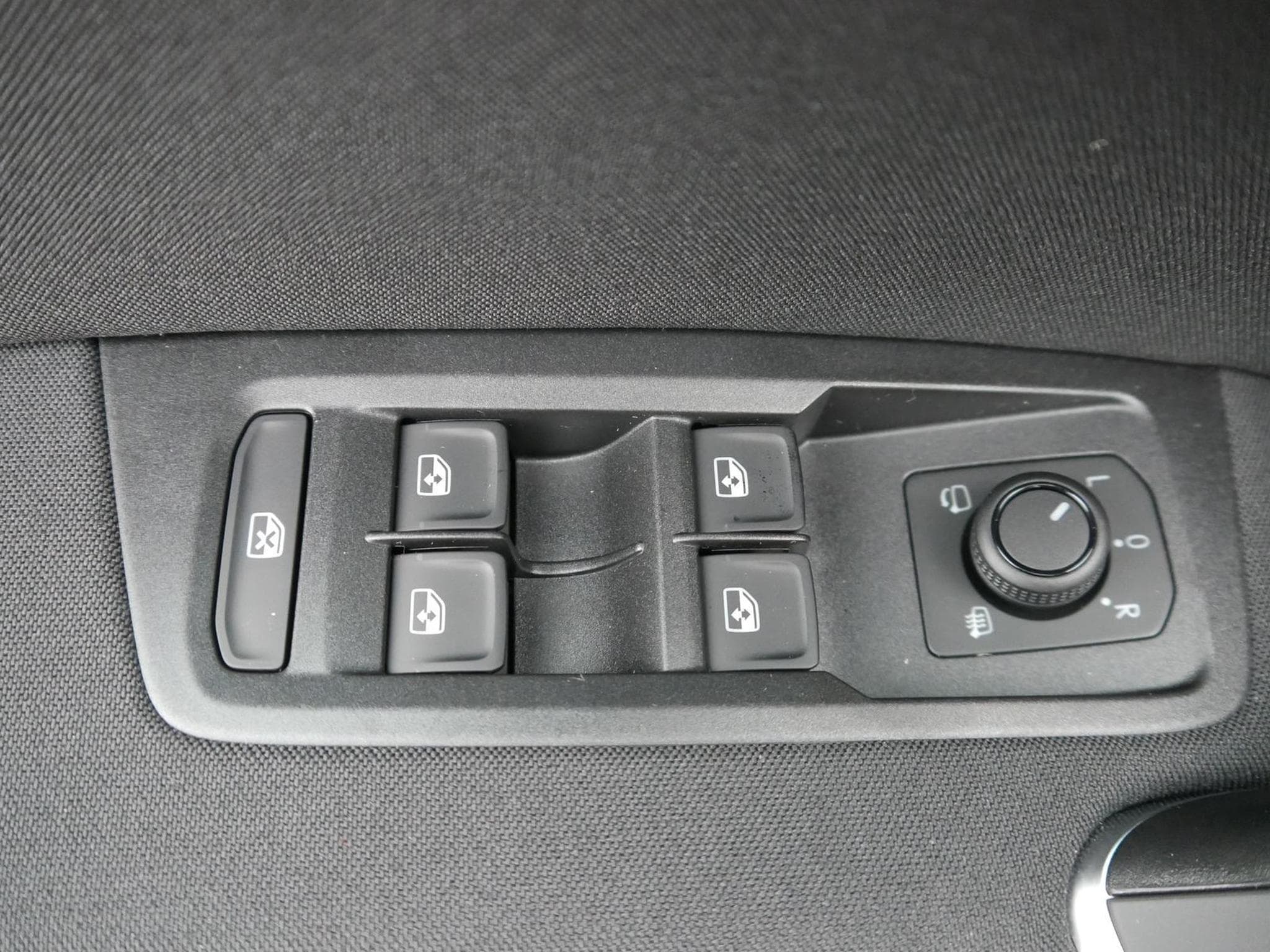 VW Touran Comfortline (2026) - Photo 9