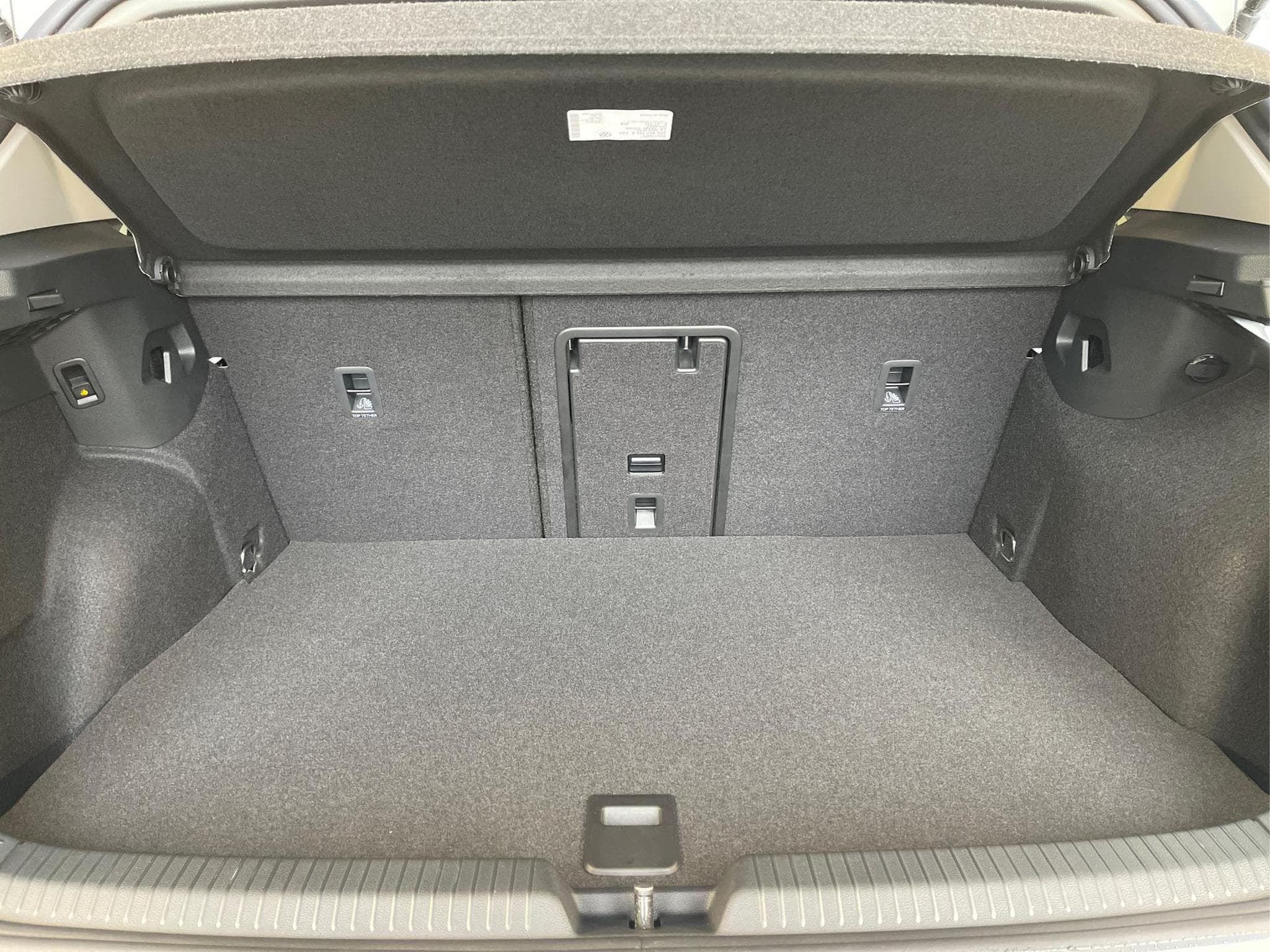 VW Golf Style (2026) - Photo 18