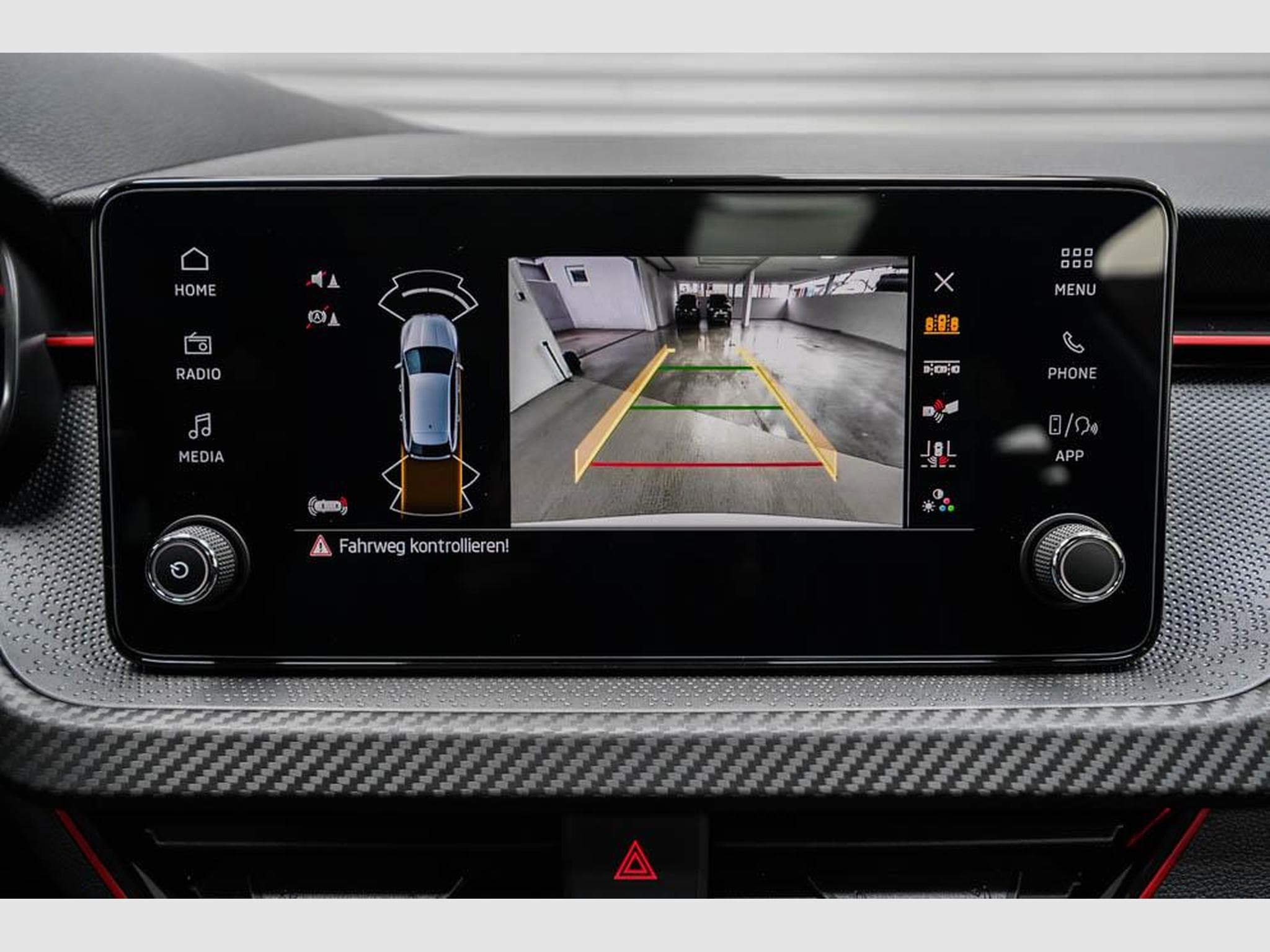 Skoda Scala 1,5 TSI DSG (2025) - Foto 14