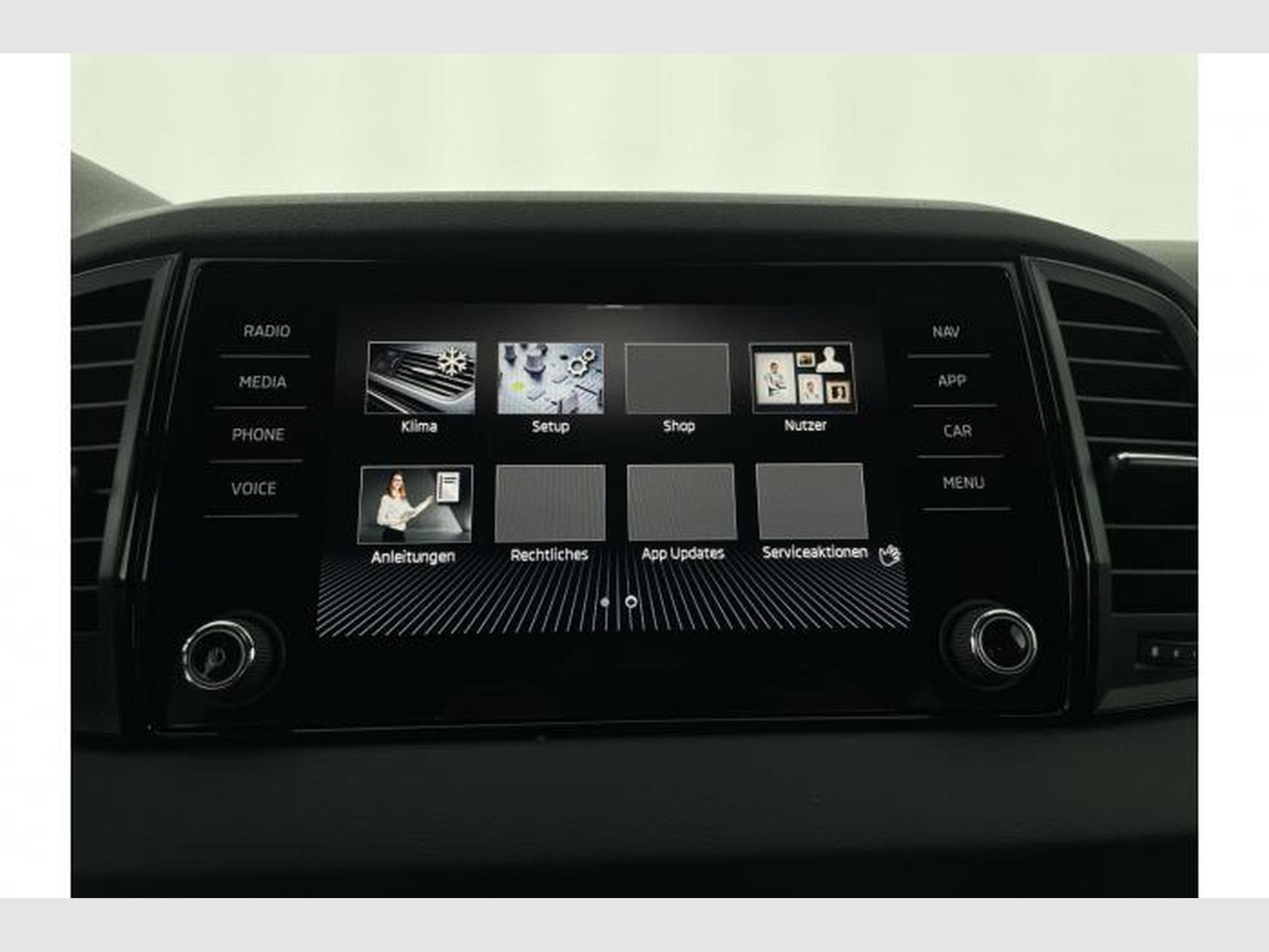 Skoda Karoq Sportline (2026) - Photo 18