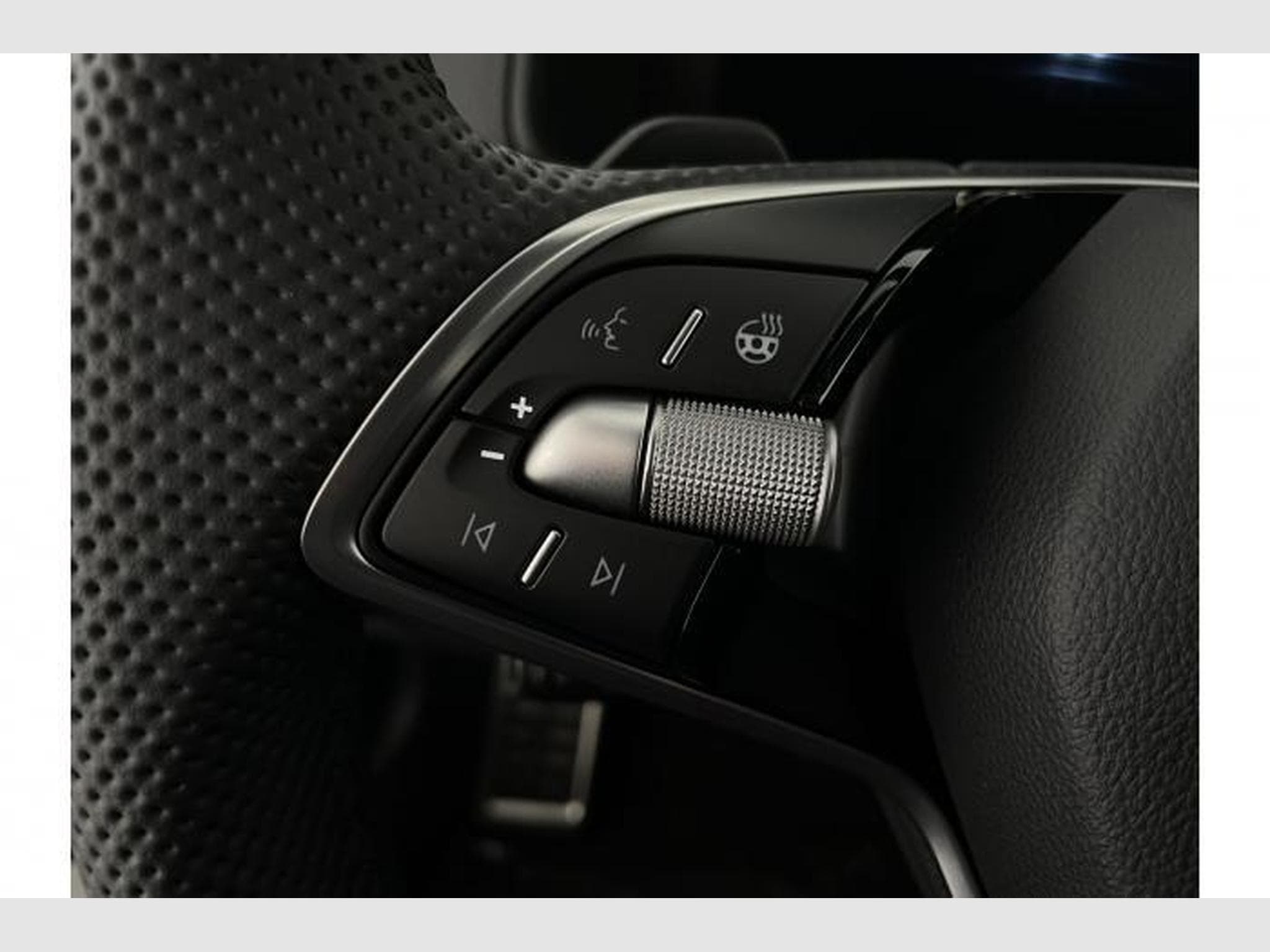 Skoda Karoq Sportline (2026) - Photo 25