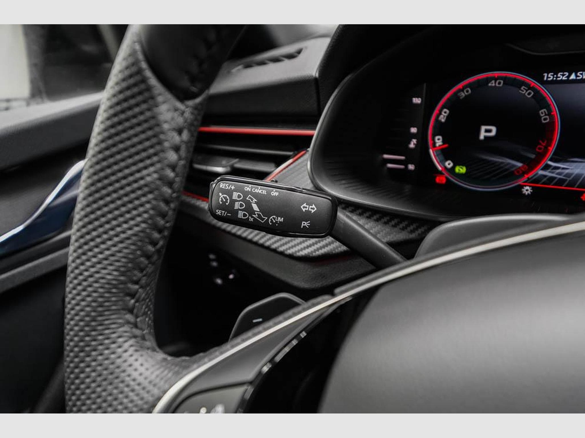 Skoda Scala 1,5 TSI DSG (2025) - Foto 10