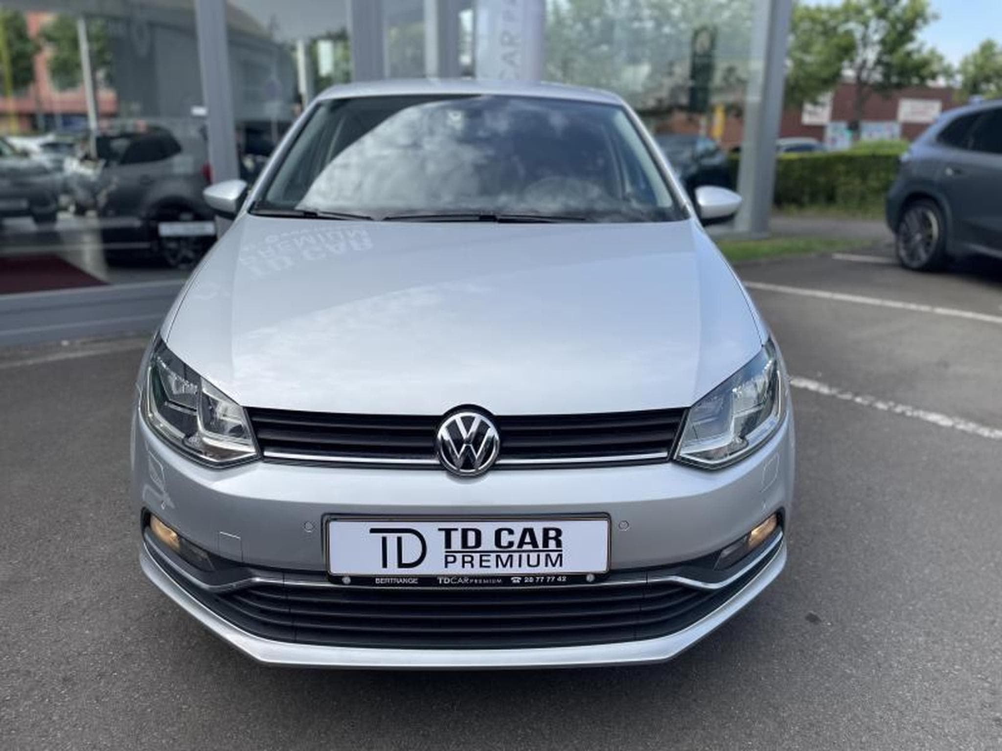 VW Polo 1.4 Tdi 90 Comfortline (2015) - Foto 2
