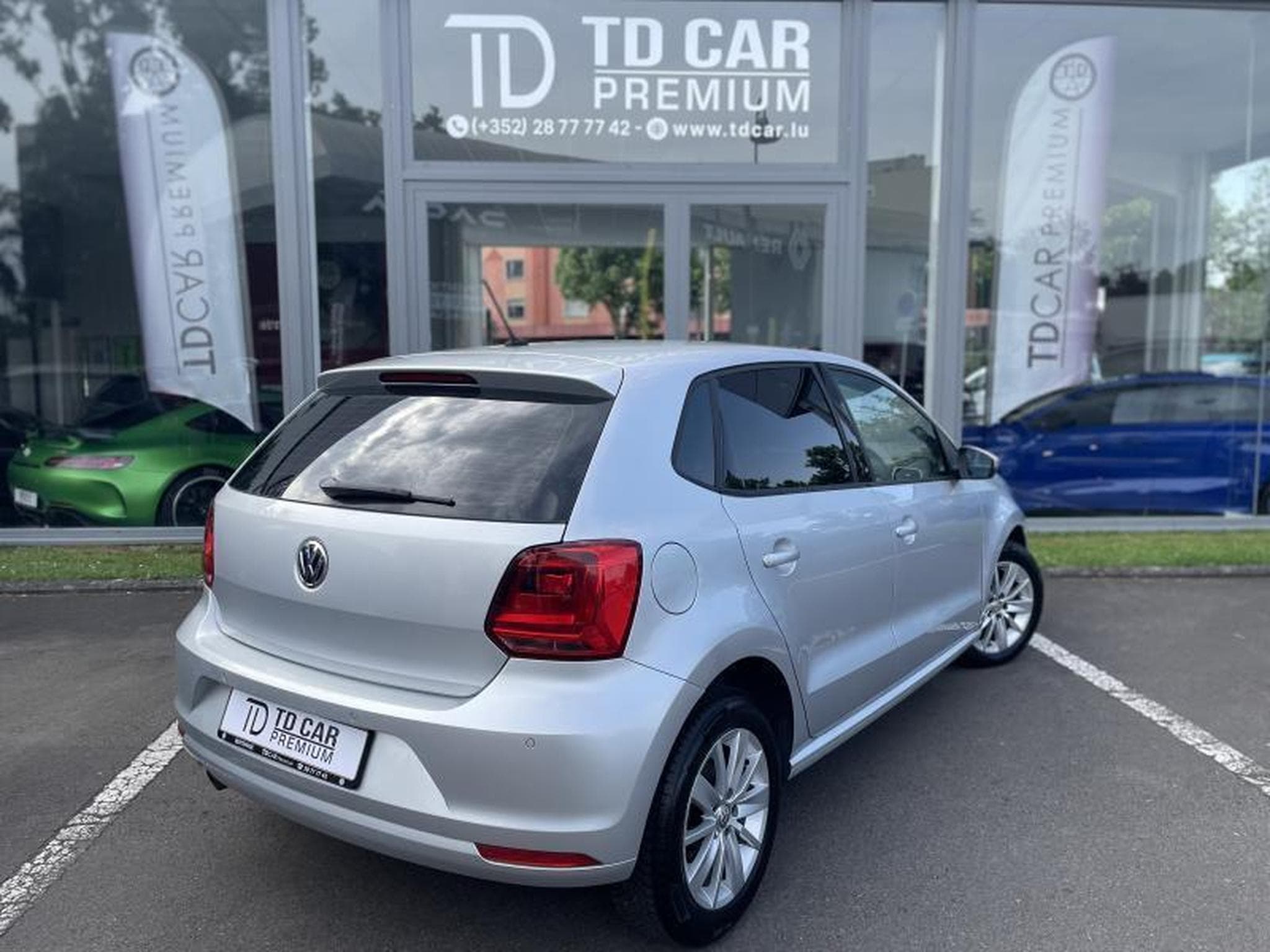 VW Polo 1.4 Tdi 90 Comfortline (2015) - Foto 15
