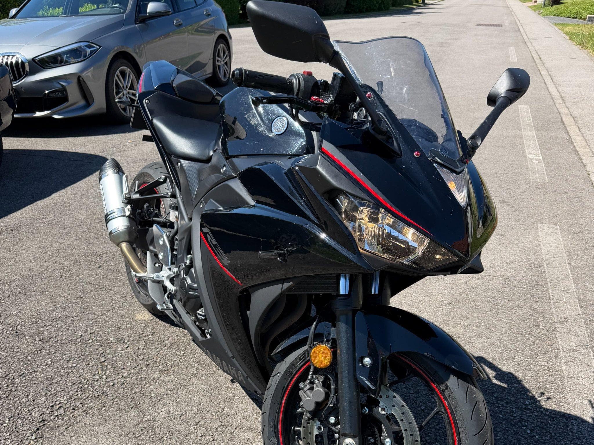 Yamaha YZF-R3 (2018) - Foto 2