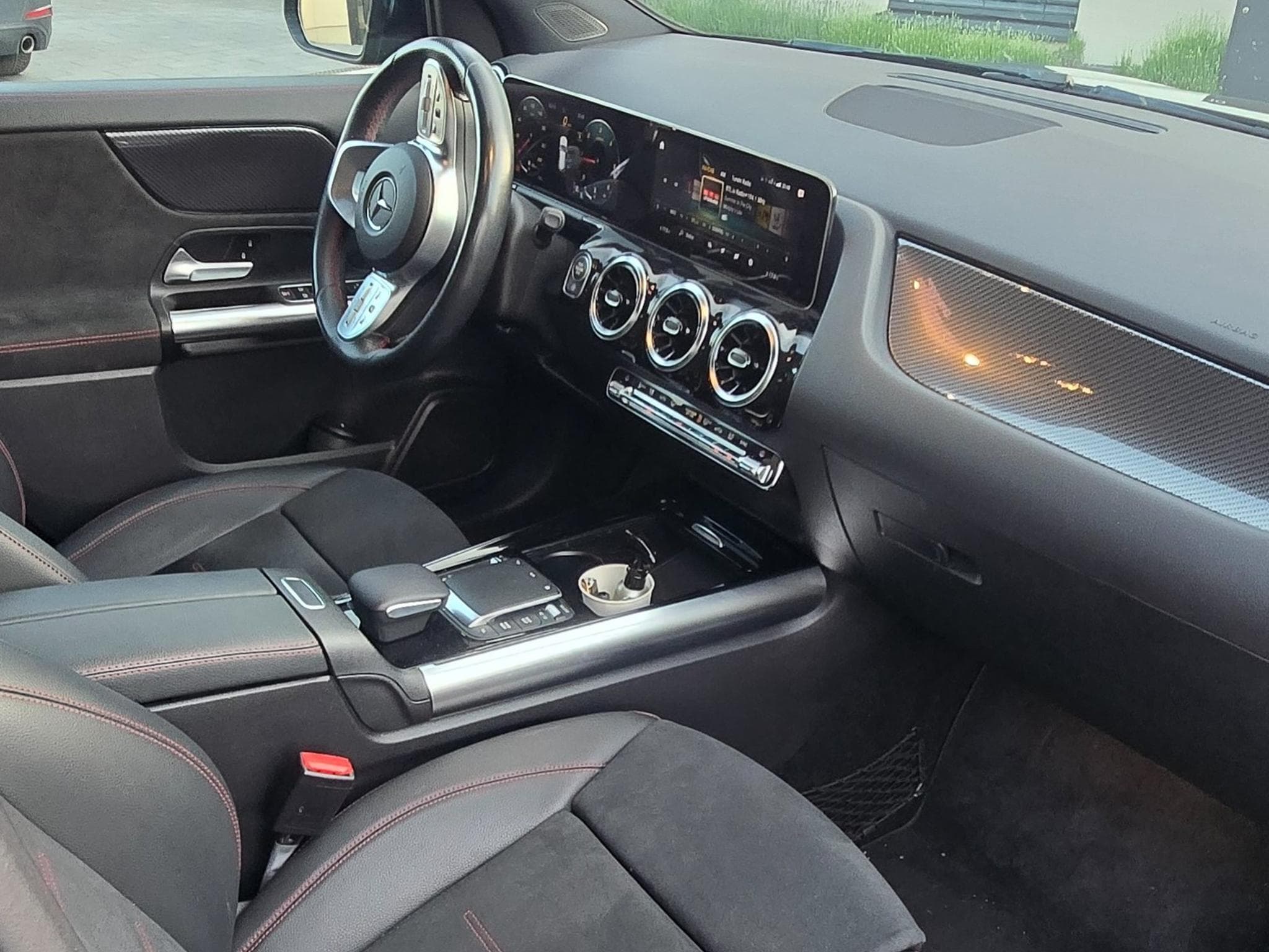 Mercedes GLA 200 4MATIC Amg line (2020) - Foto 8
