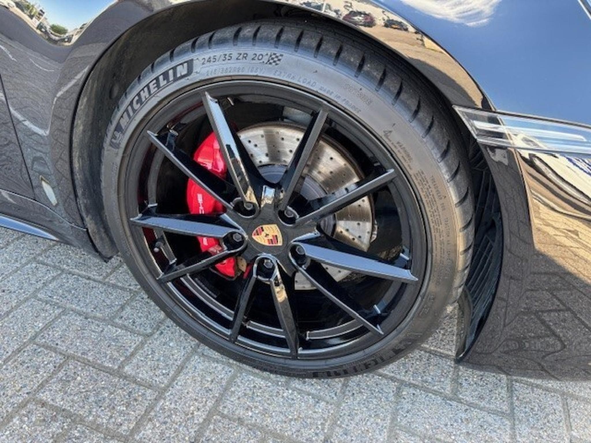 Porsche 992 CARRERA 4S (2024) - Photo 11