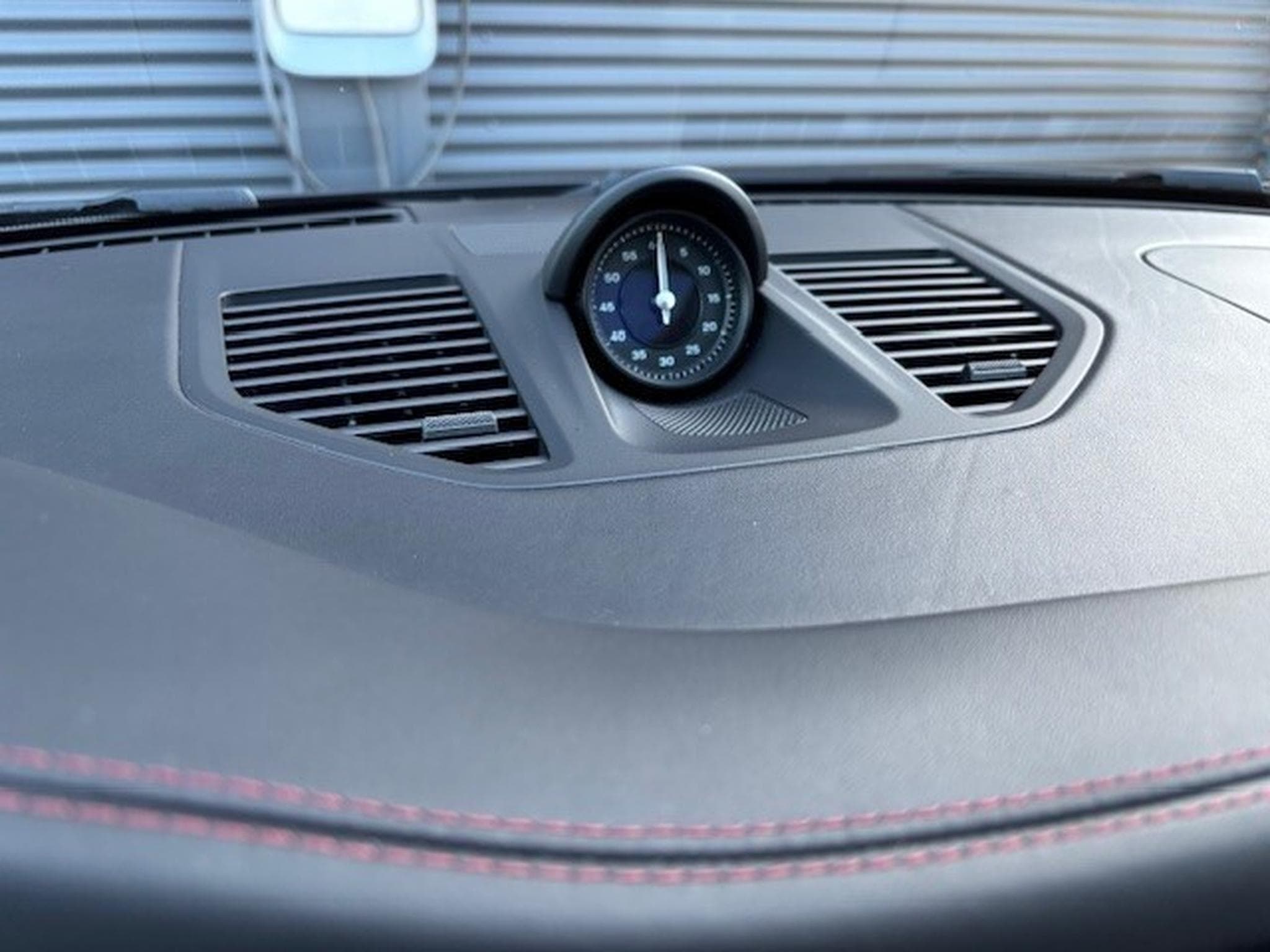 Porsche 992 CARRERA 4S (2024) - Photo 10