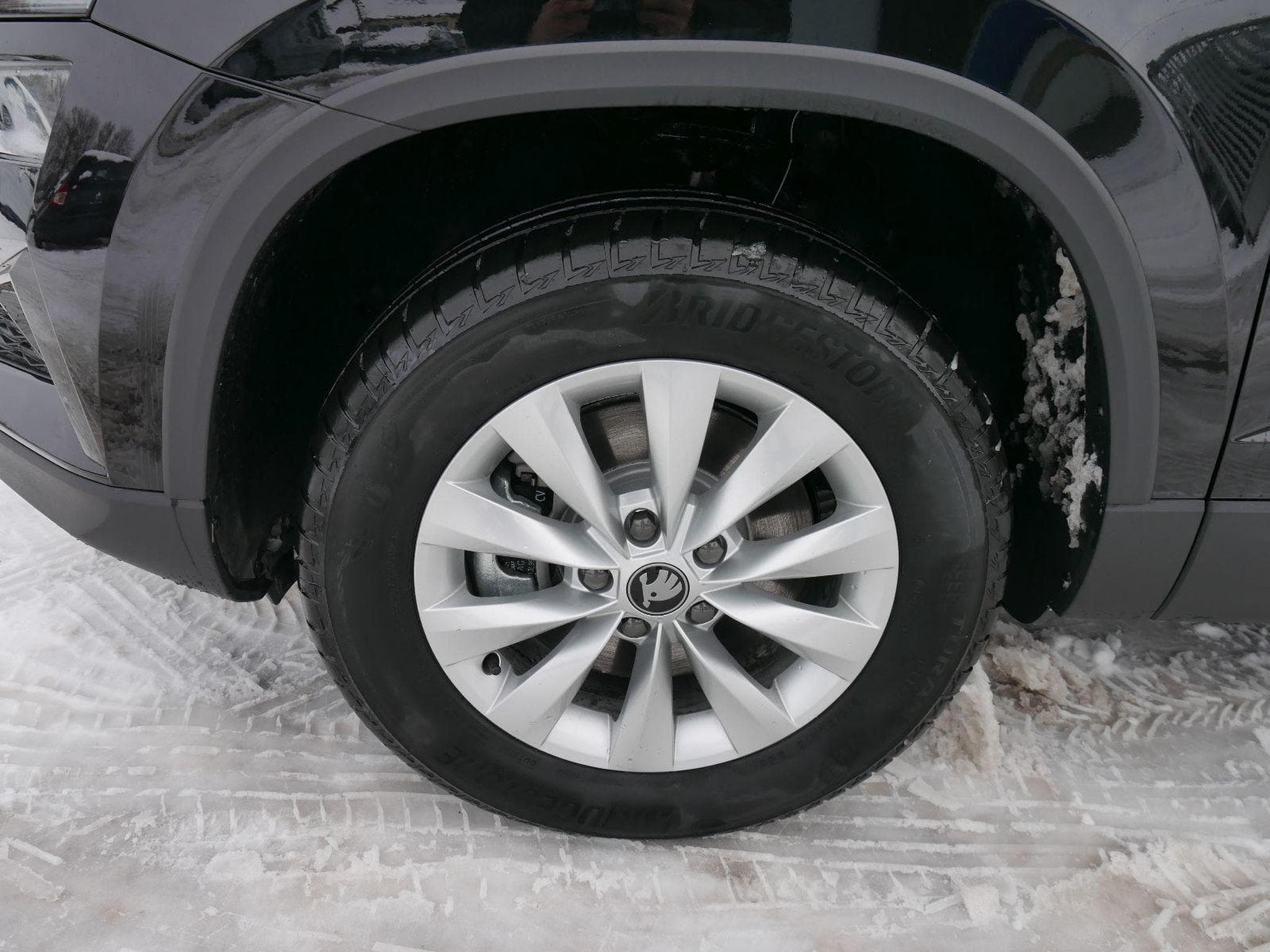 Skoda Karoq Selection 2.0 TDI DSG 4x4 (2026) - Photo 4