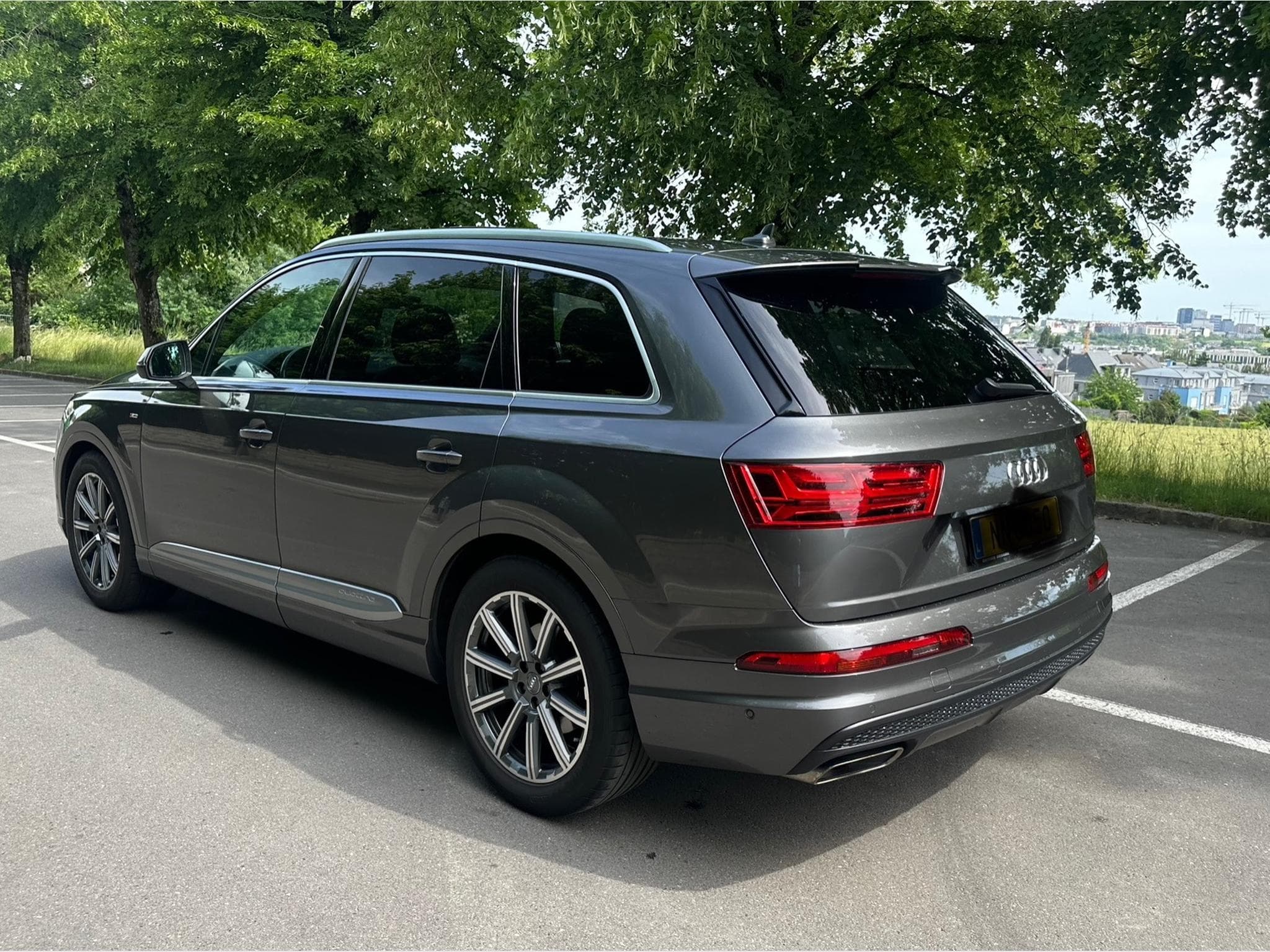 Audi Q7 S-Line (2018) - Photo 2