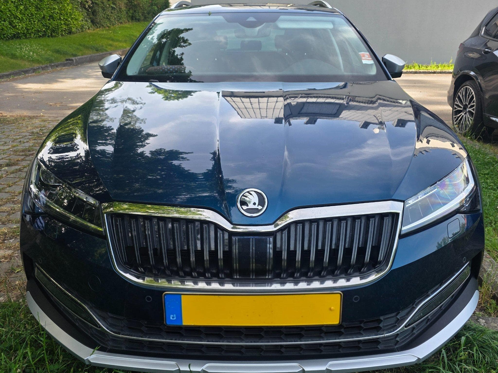 Skoda Superb Scout (2020) - Photo 3