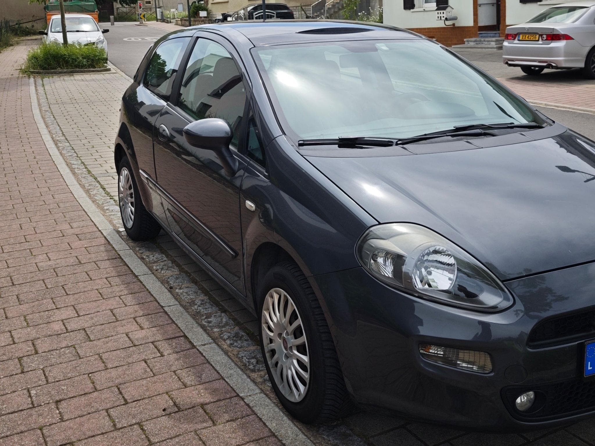 Fiat Punto Evo Dynamic (2012) - Photo 2
