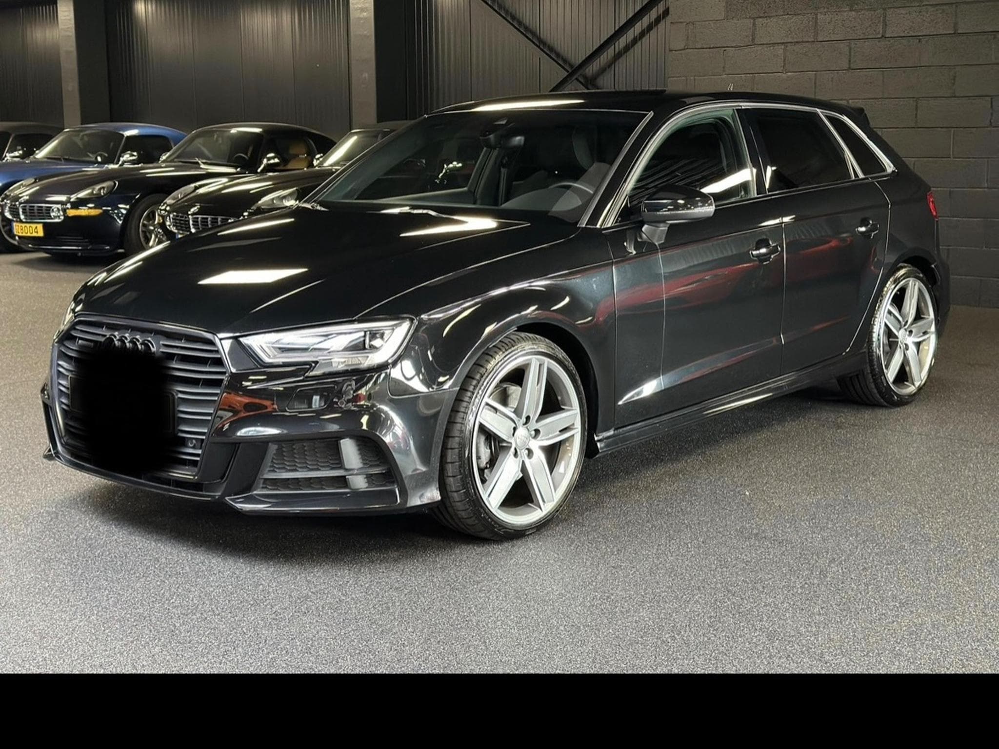 Audi A3 S-line (2019) - Photo 1