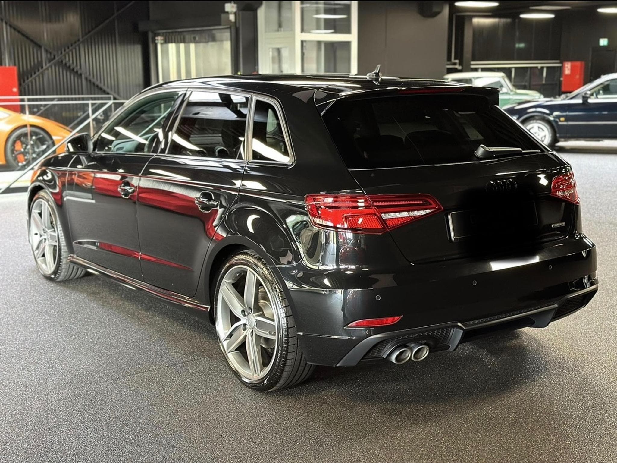 Audi A3 S-line (2019) - Photo 2