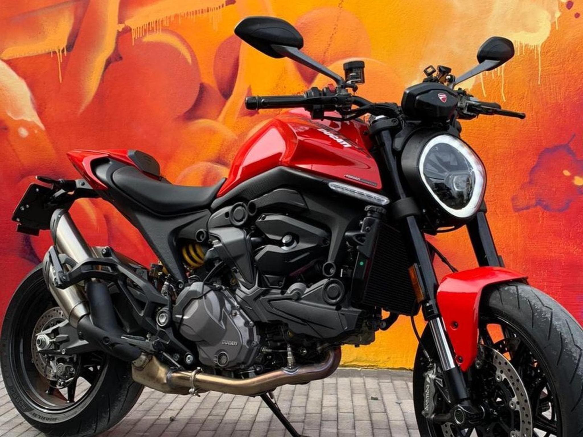 Ducati Monster + (2022) - Photo 1