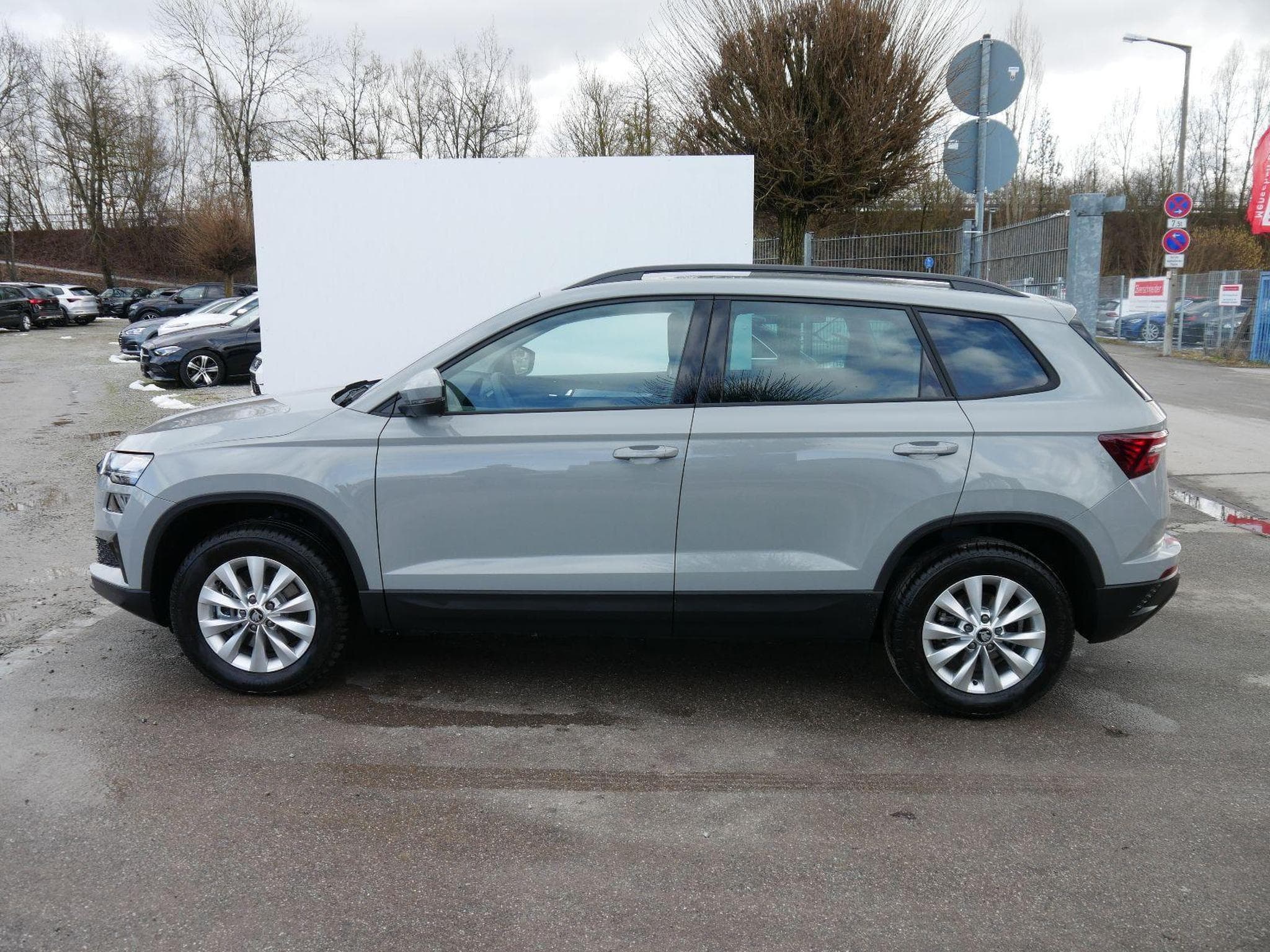 Skoda Karoq Selection 2.0 TDI DSG 4x4 (2026) - Photo 5