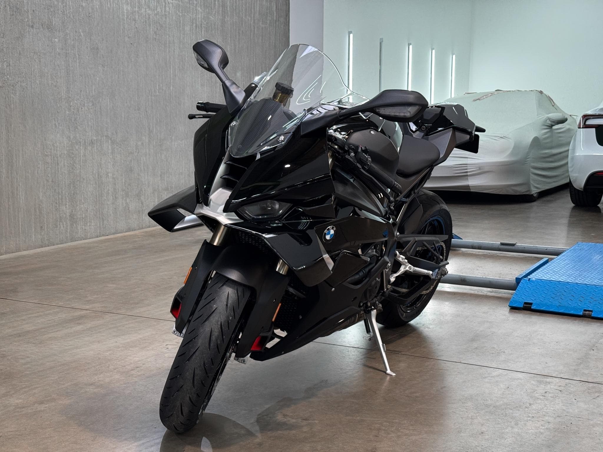 BMW S S1000RR Full Black (2026) - Foto 1