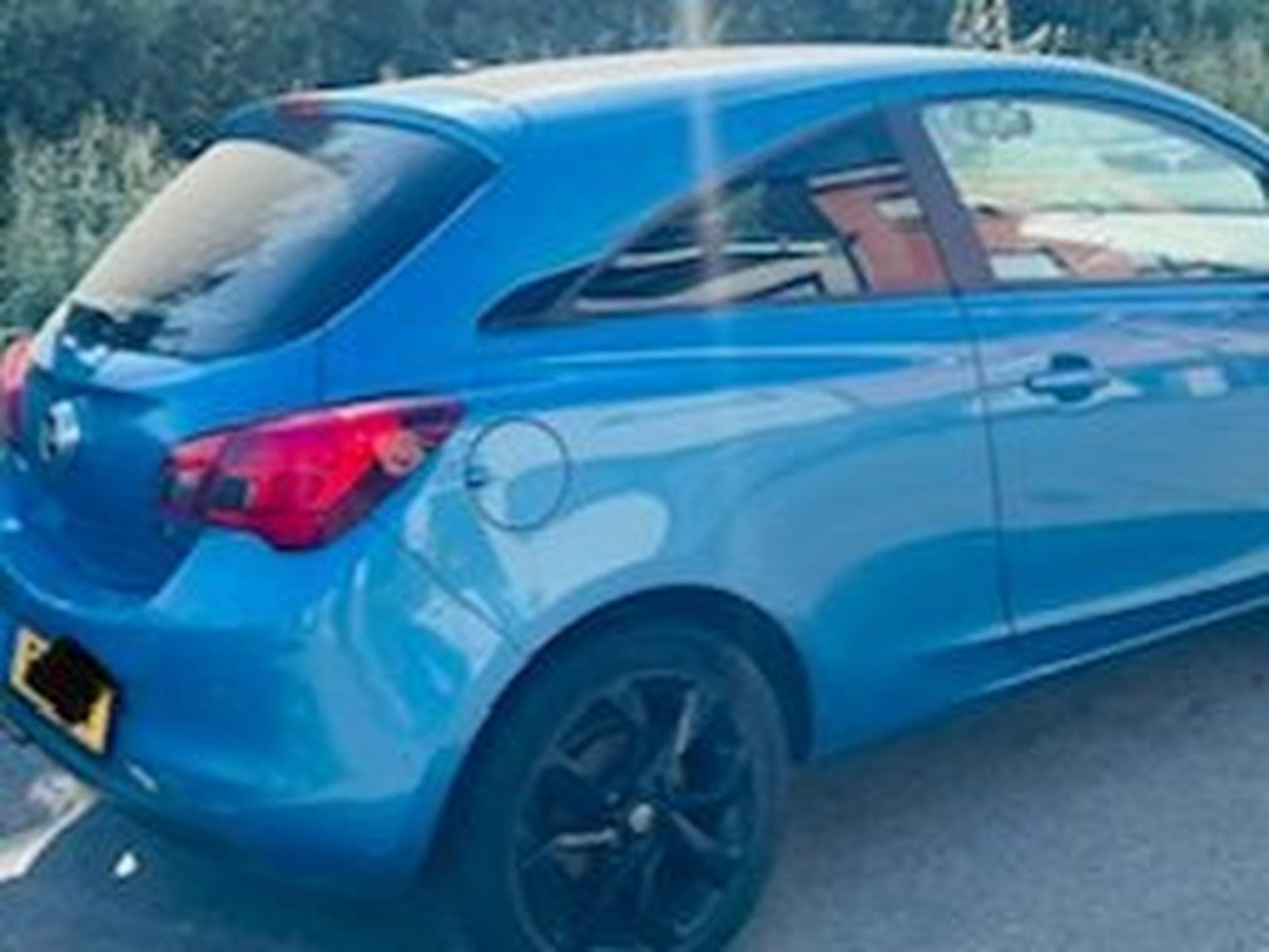 Opel Corsa Black Edition (2016) - Photo 1