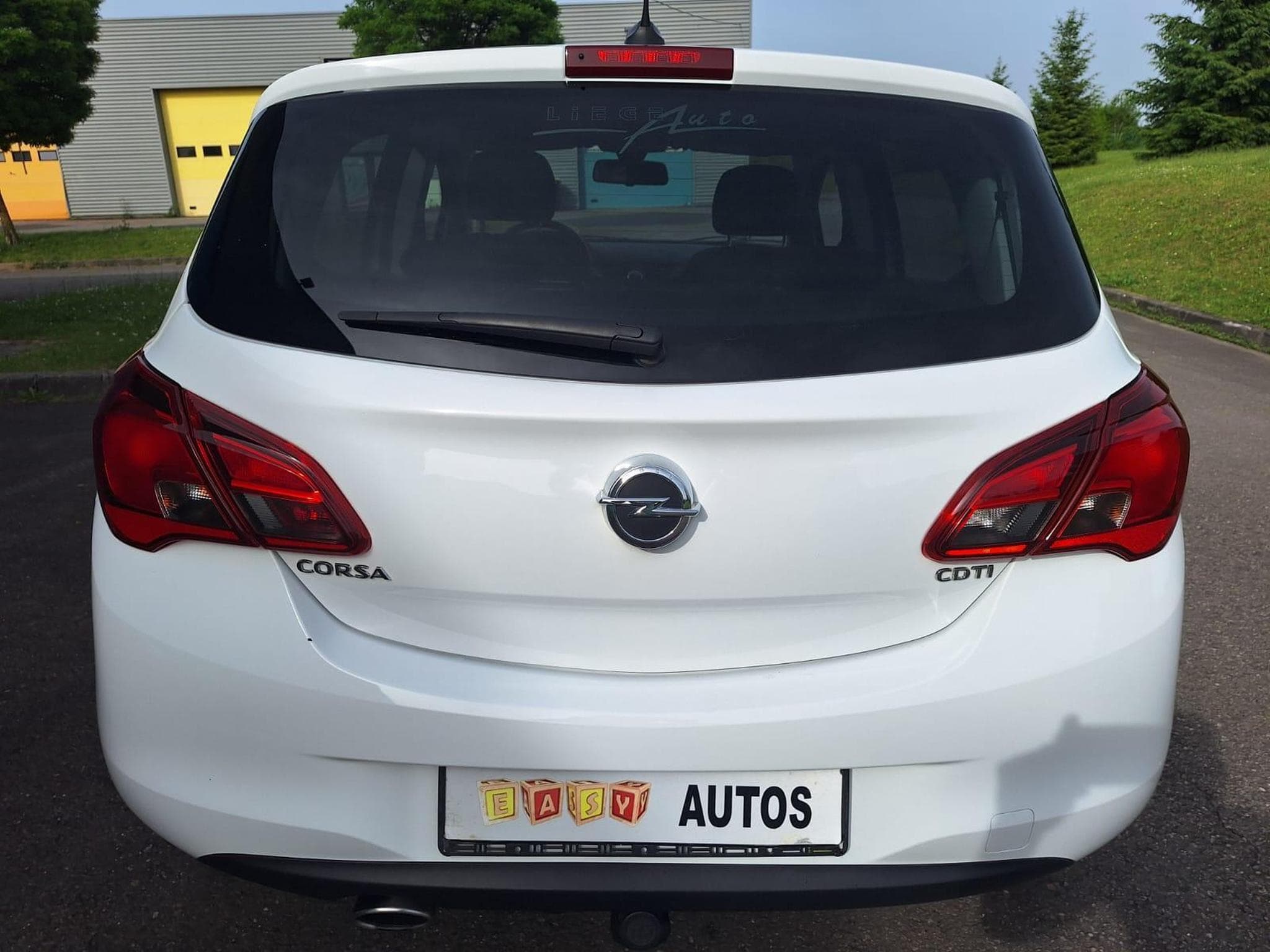 Opel Corsa E 1.3 cdti 75ch black edition (2018) - Foto 4