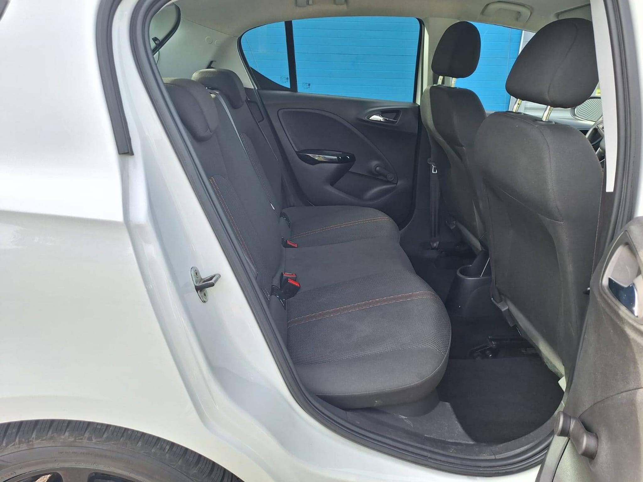Opel Corsa E 1.3 cdti 75ch black edition (2018) - Foto 12