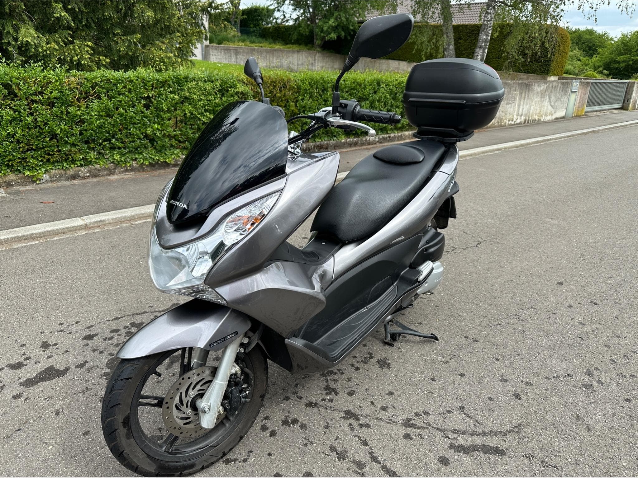 Honda PCX (2011) - Photo 3