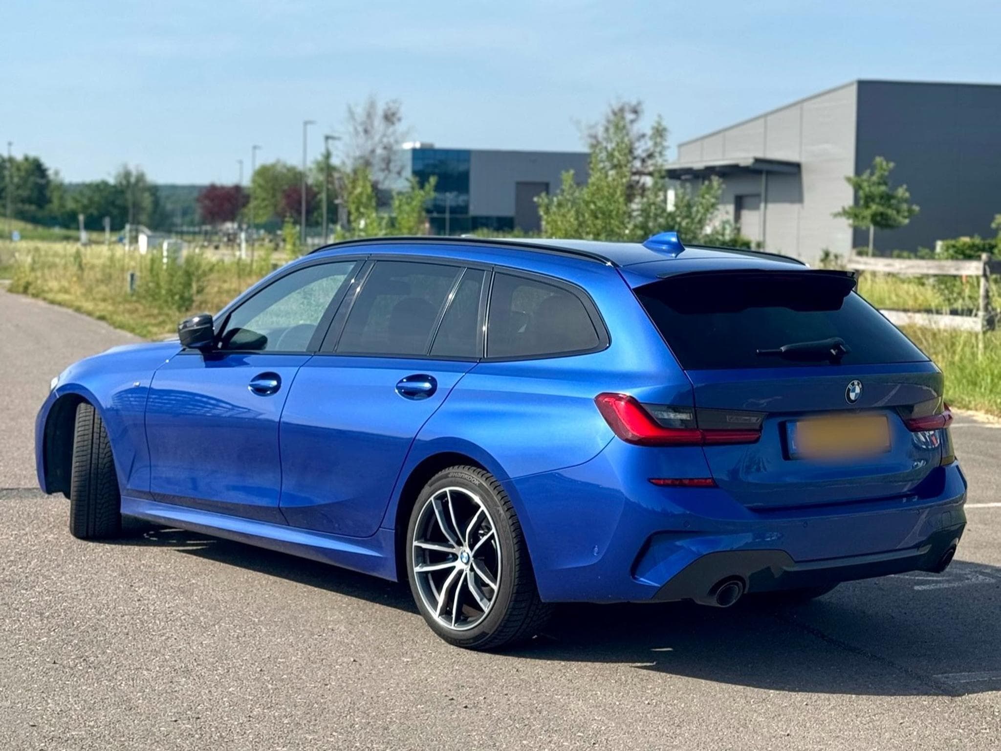 BMW 318 Pack M (2021) - Photo 2