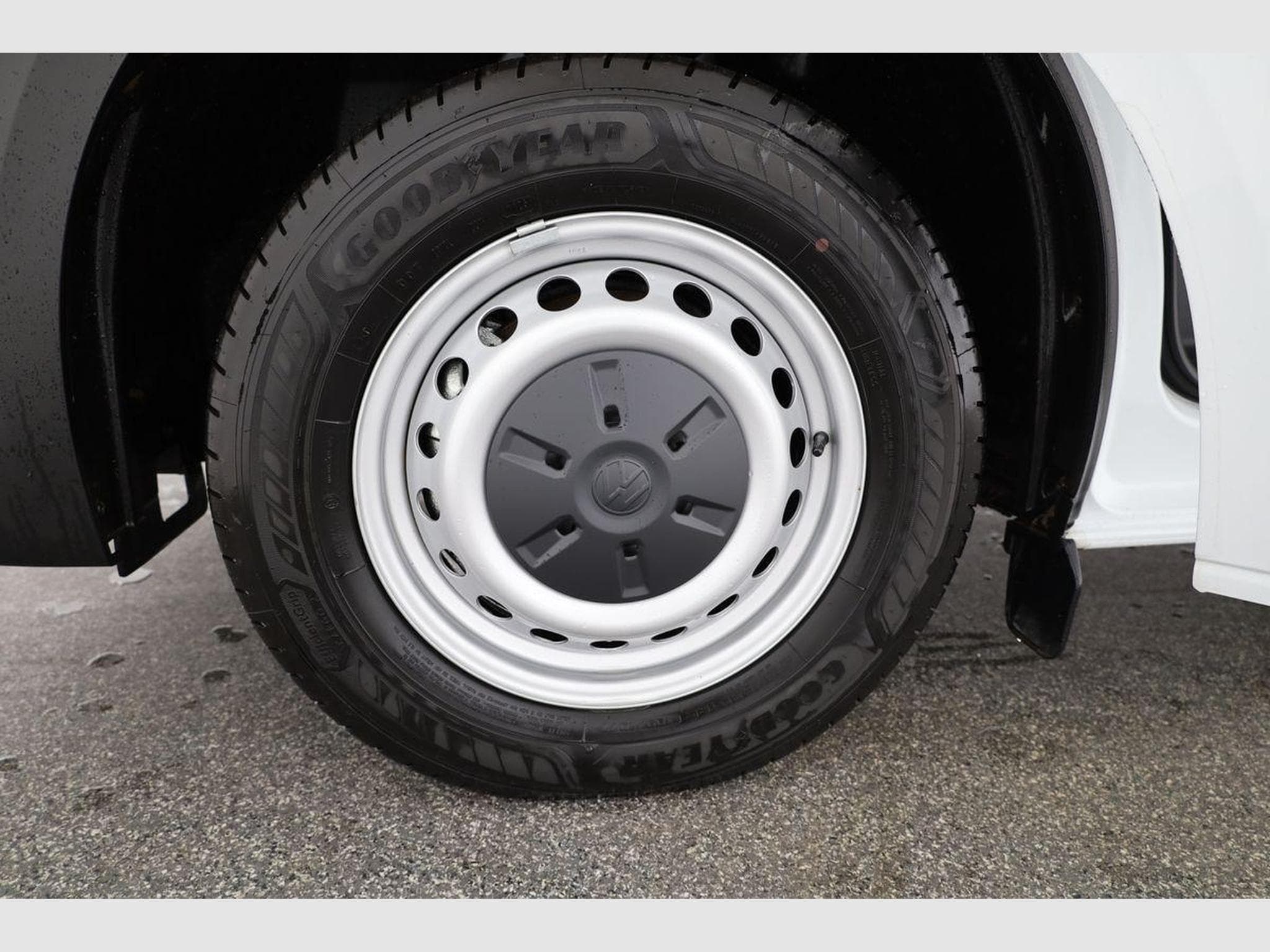 VW T7 2.0 TDI 81 kW KR (2026) - Photo 13