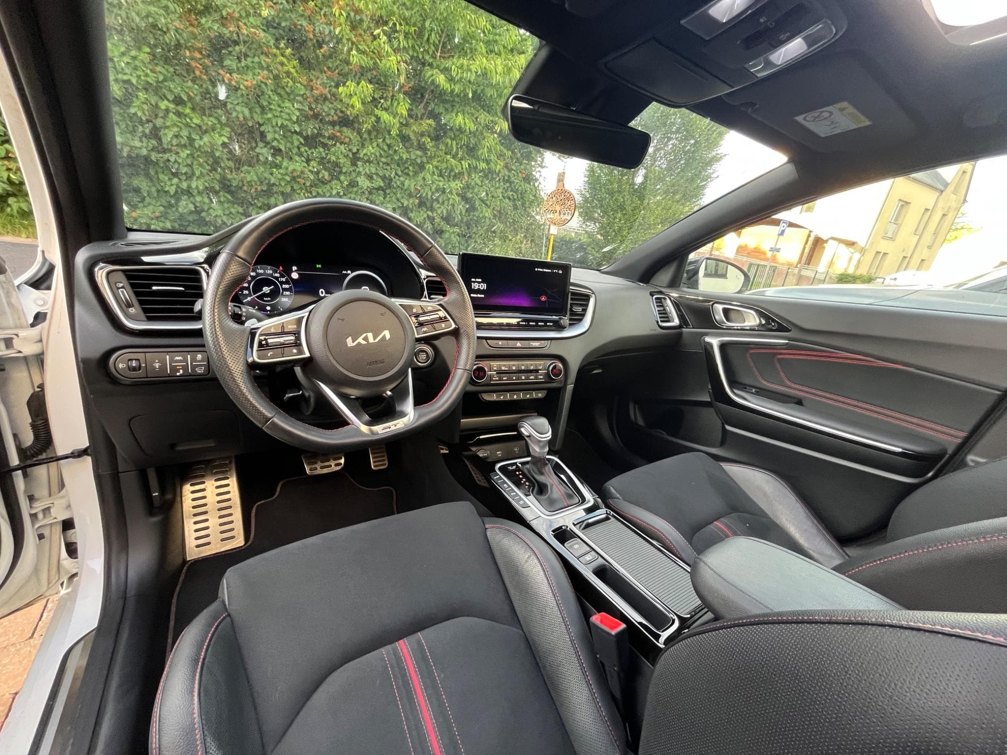 Kia ProCeed GT (2024) - Photo 6