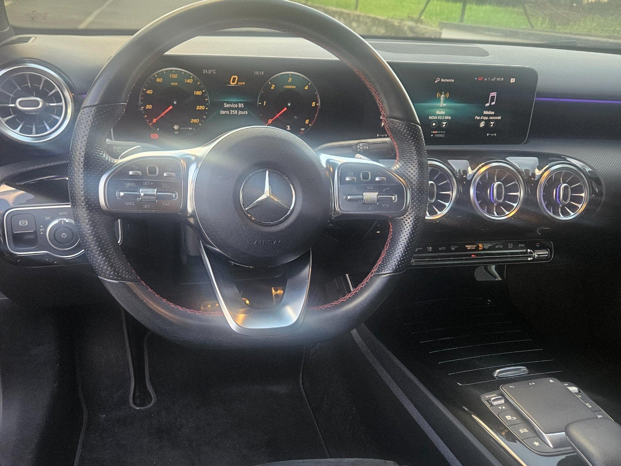 Mercedes A 200 AMG Line (2020) - Photo 3