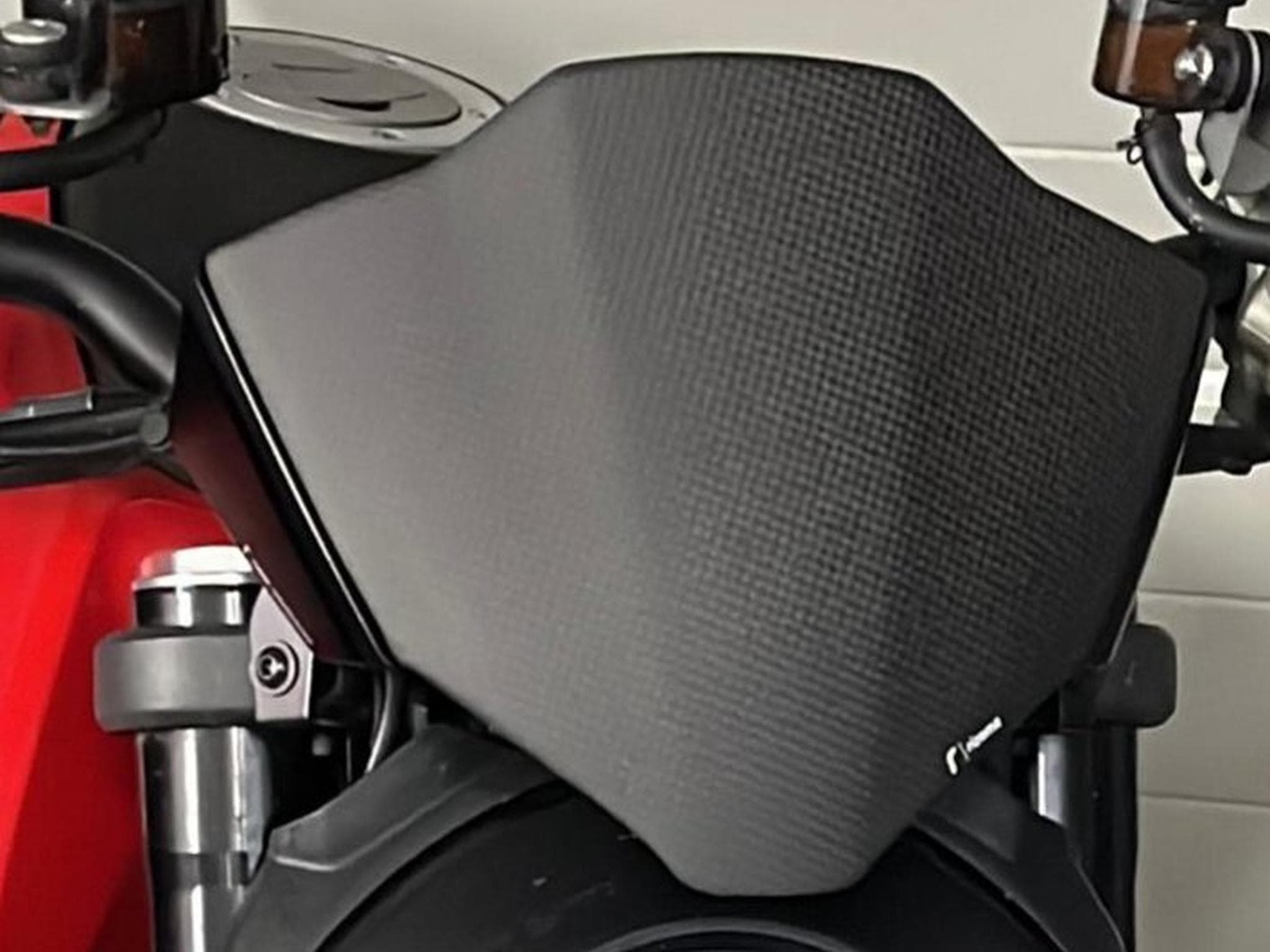 Ducati Monster + (2022) - Photo 2