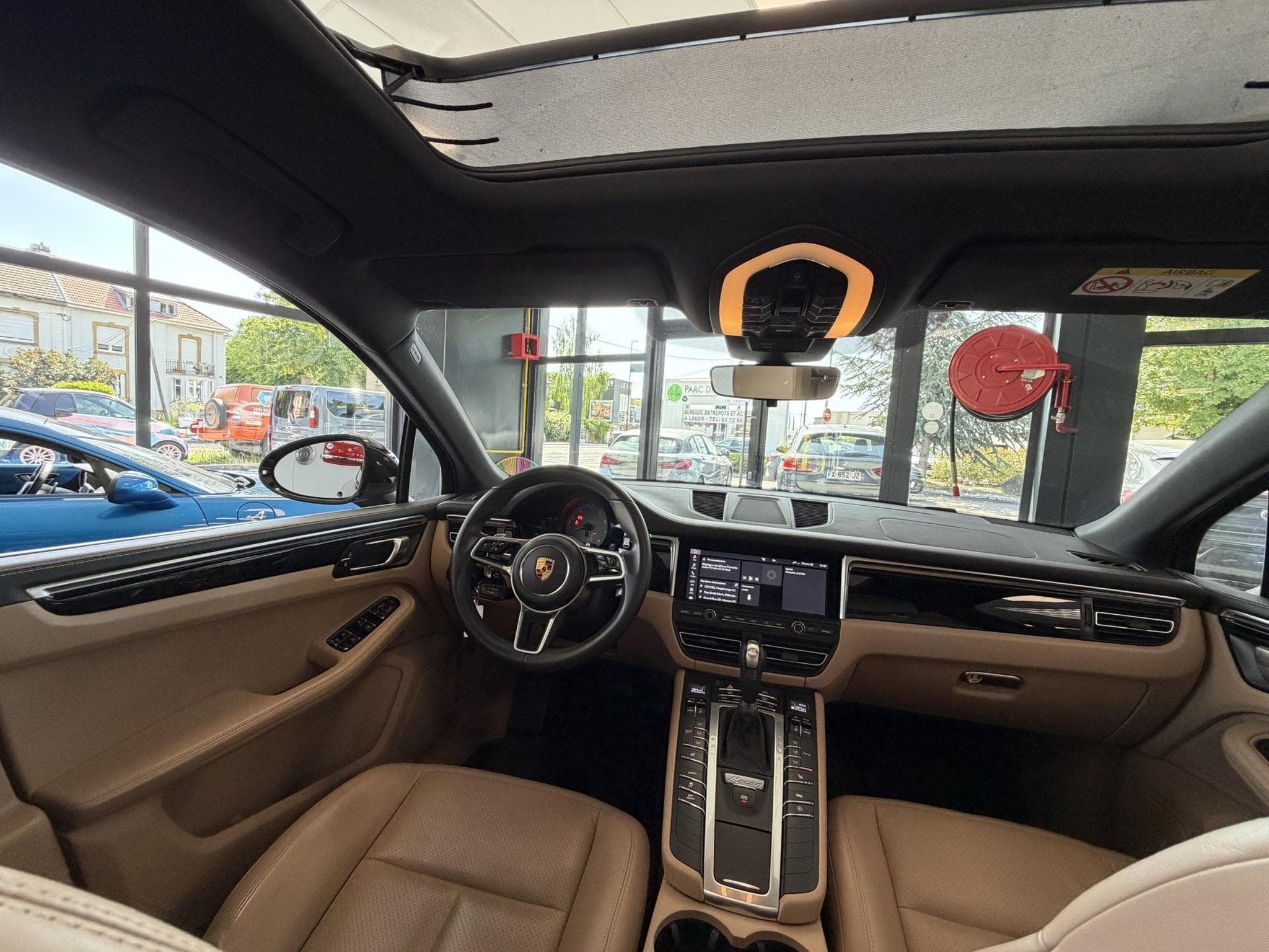 Porsche Macan 3.0L V6 S (2021) - Photo 8