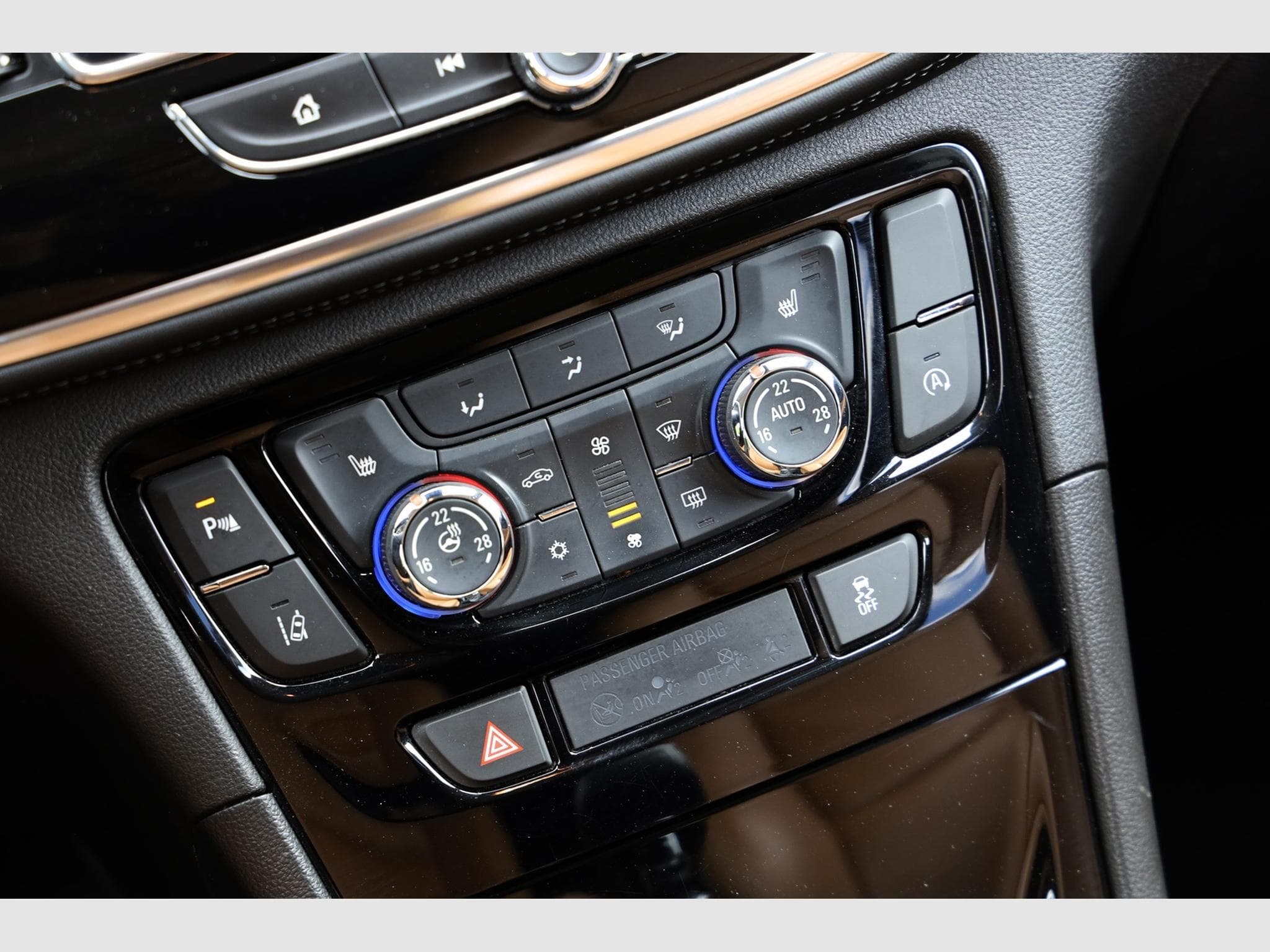 Opel Mokka X 1.4 Turbo 140cv Innovation (2018) - Photo 11