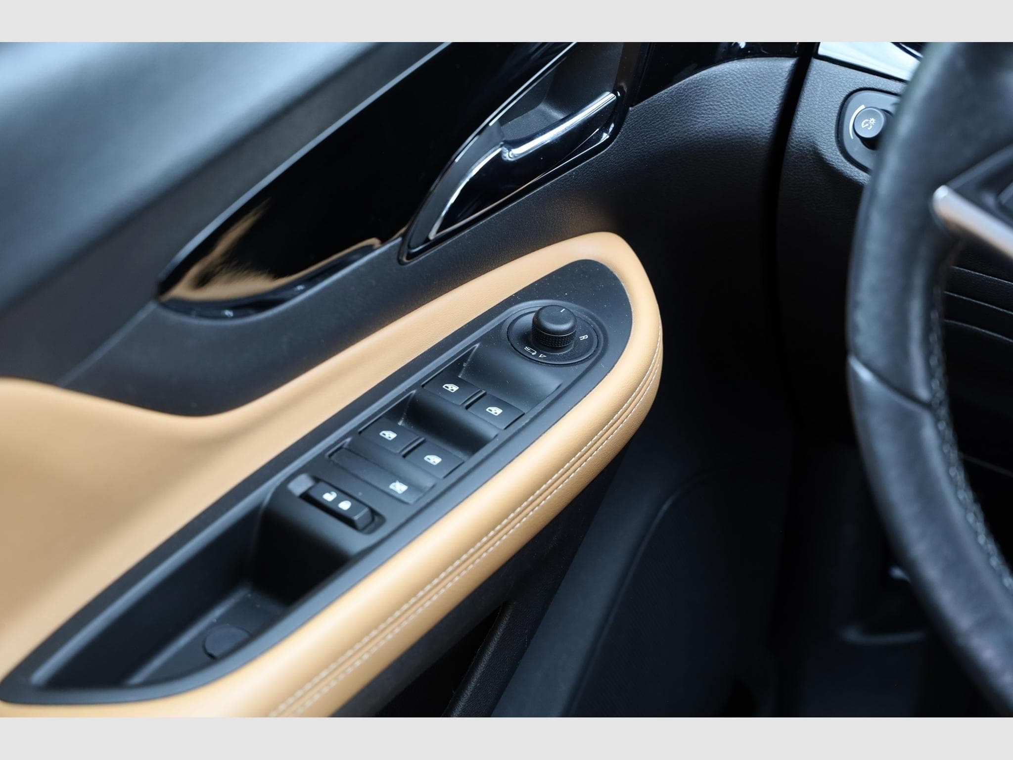 Opel Mokka X 1.4 Turbo 140cv Innovation (2018) - Photo 13
