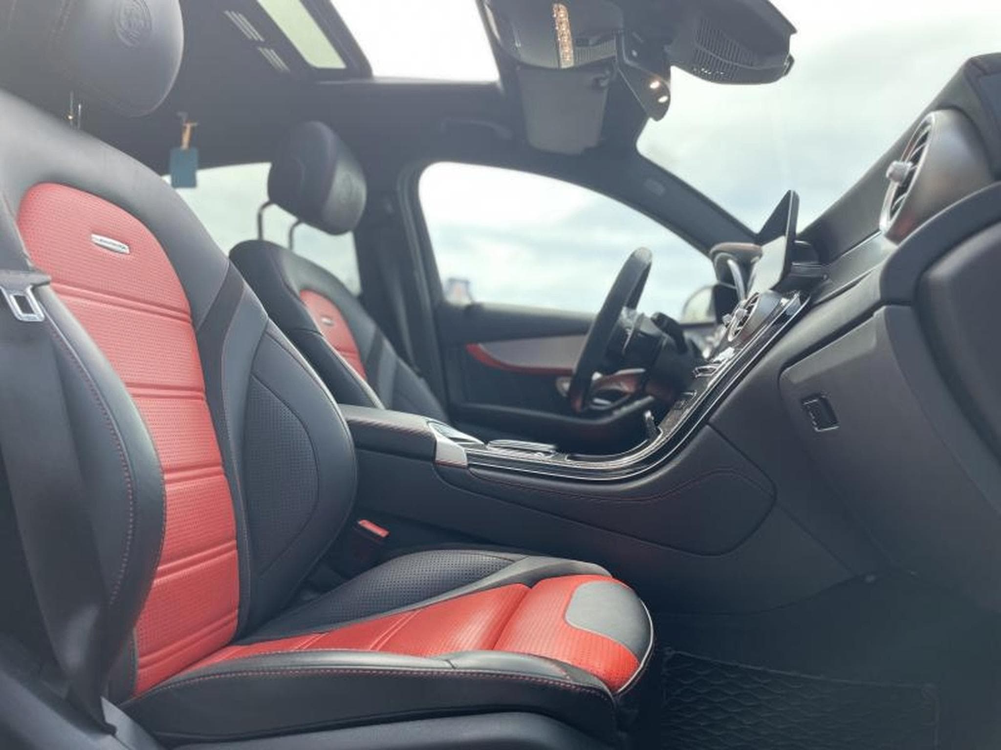 Mercedes GLC 63 S AMG Coupe 4Matic 9G-Tronic (2020) - Photo 4