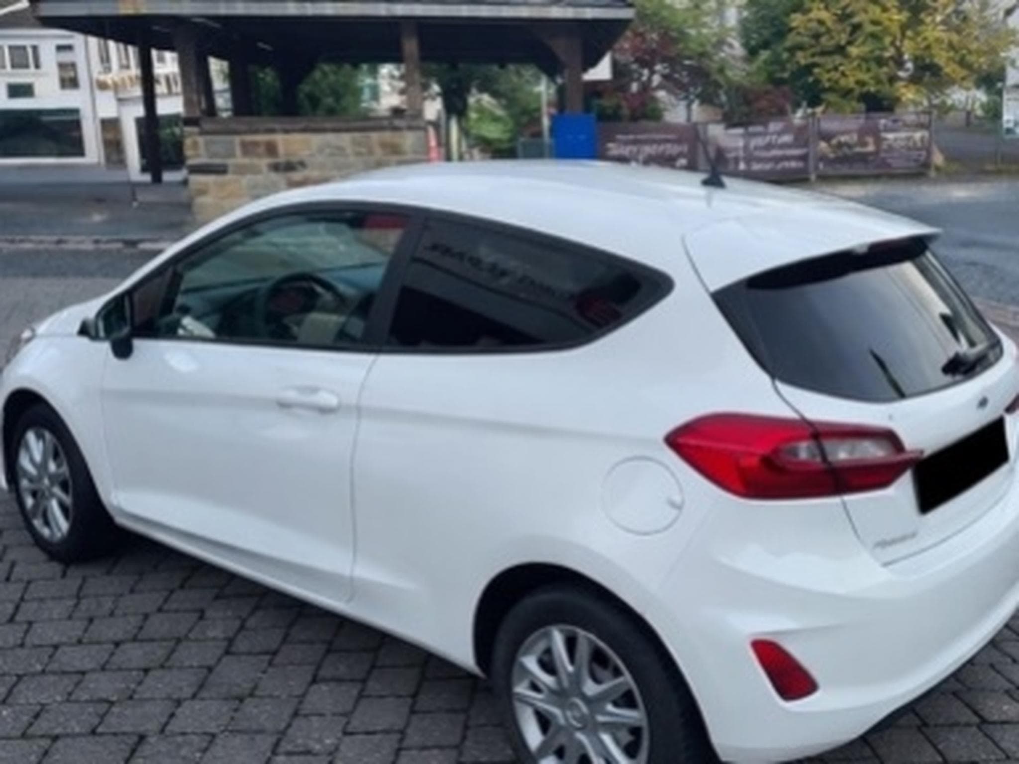 Ford Fiesta Trend 1.1 (2017) - Foto 2