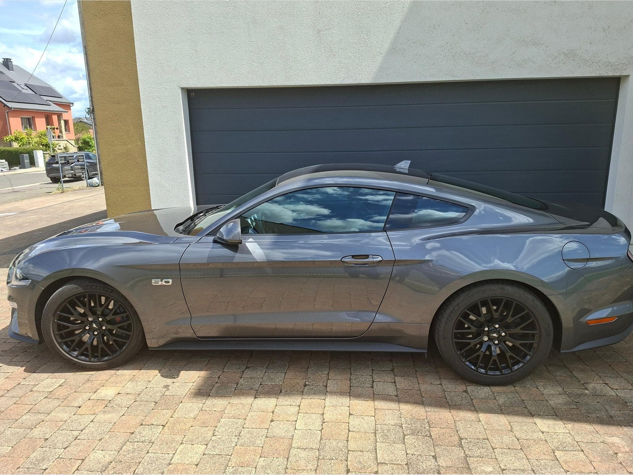 Ford Mustang V8 (2021) - Foto 1