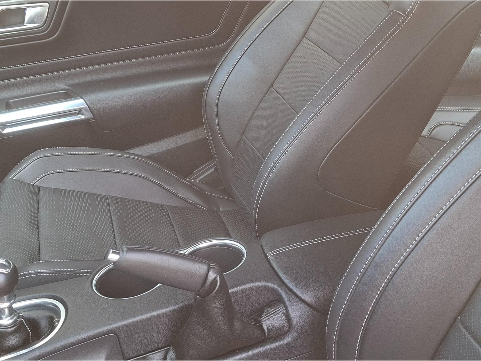 Ford Mustang V8 (2021) - Foto 5
