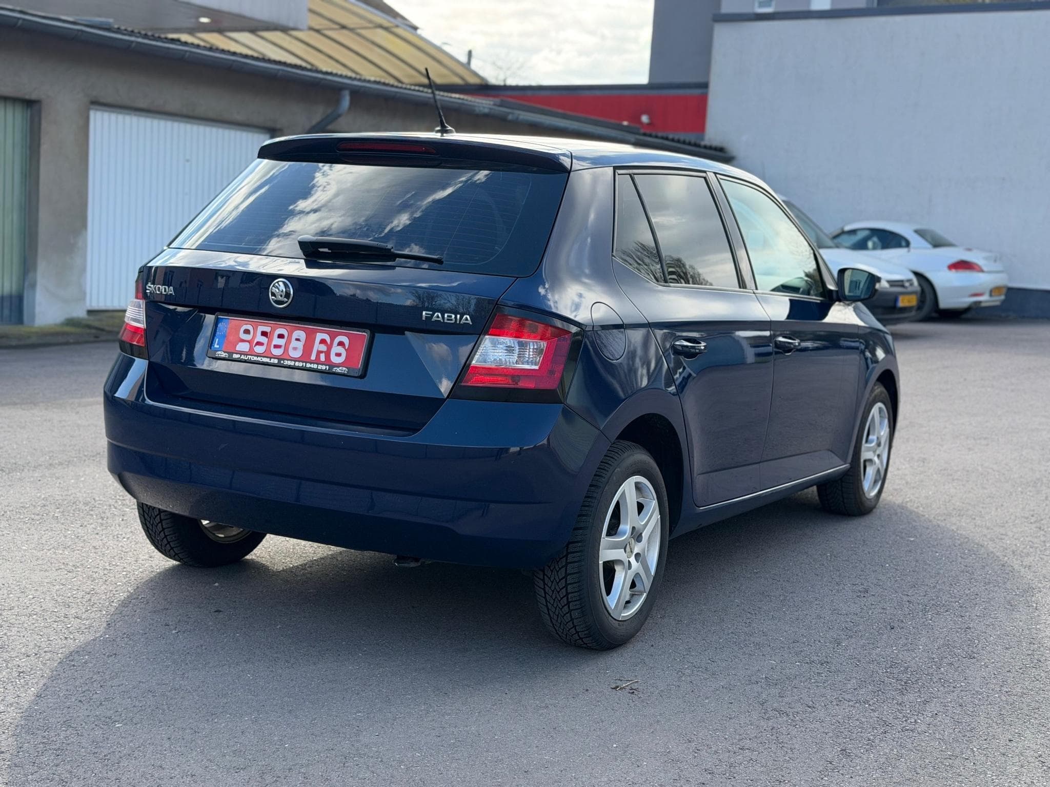 Skoda Fabia 1.4 66kw 90ps (2016) - Photo 2