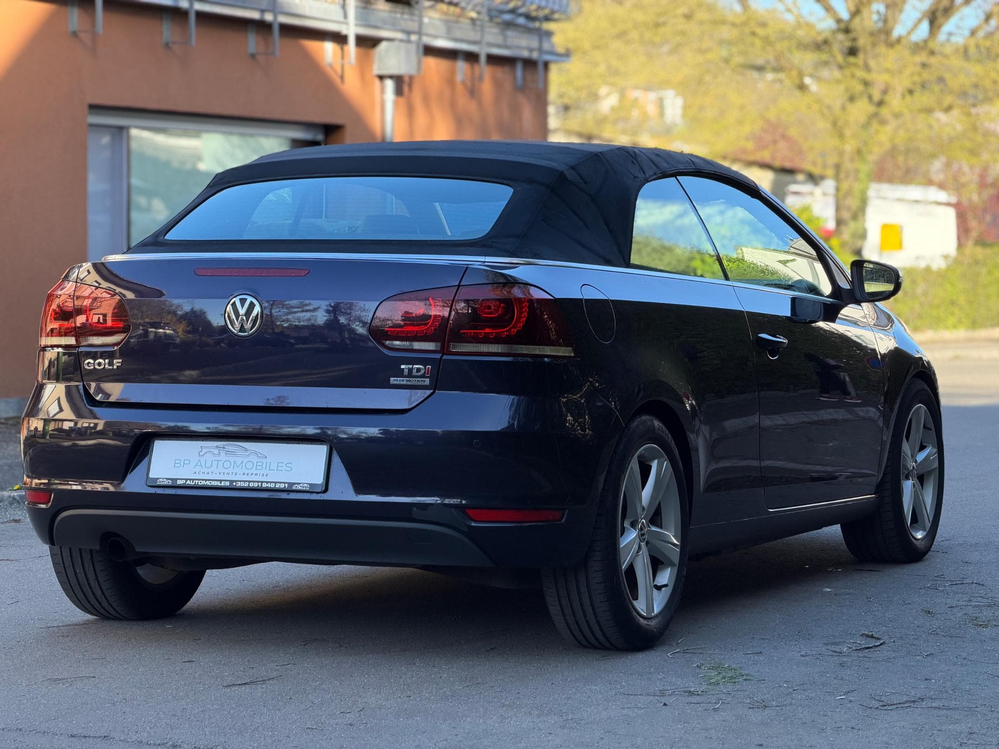 VW Golf 1.6 TDI 105ps (2011) - Photo 3