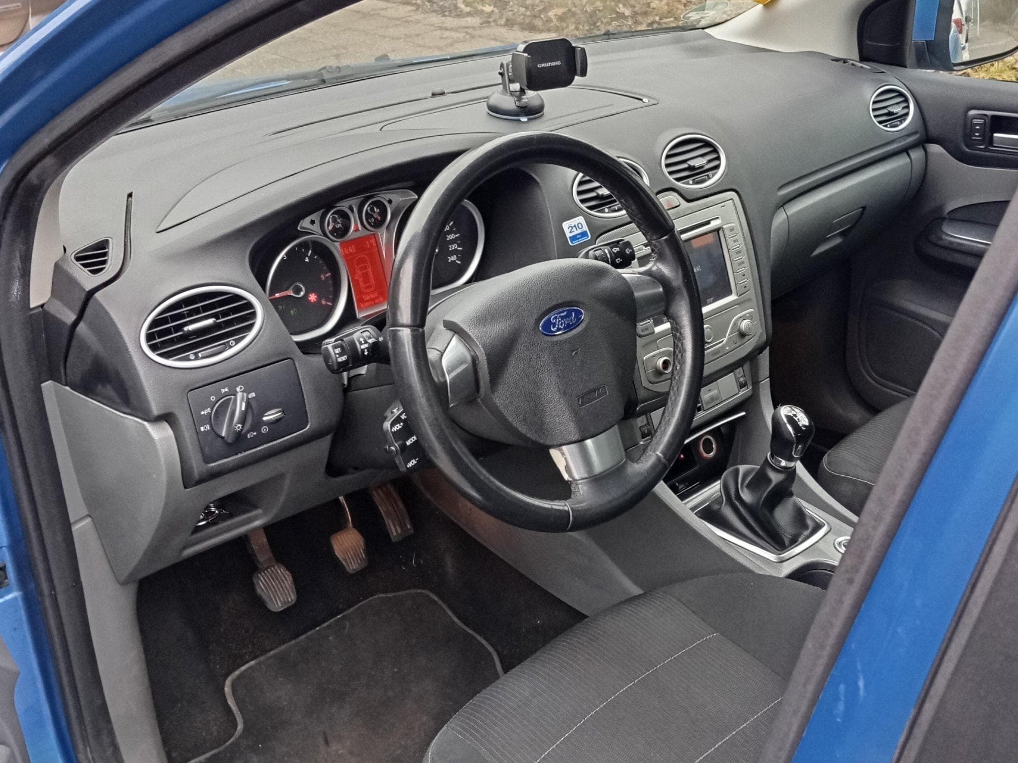 Ford Focus ST (2010) - Photo 3
