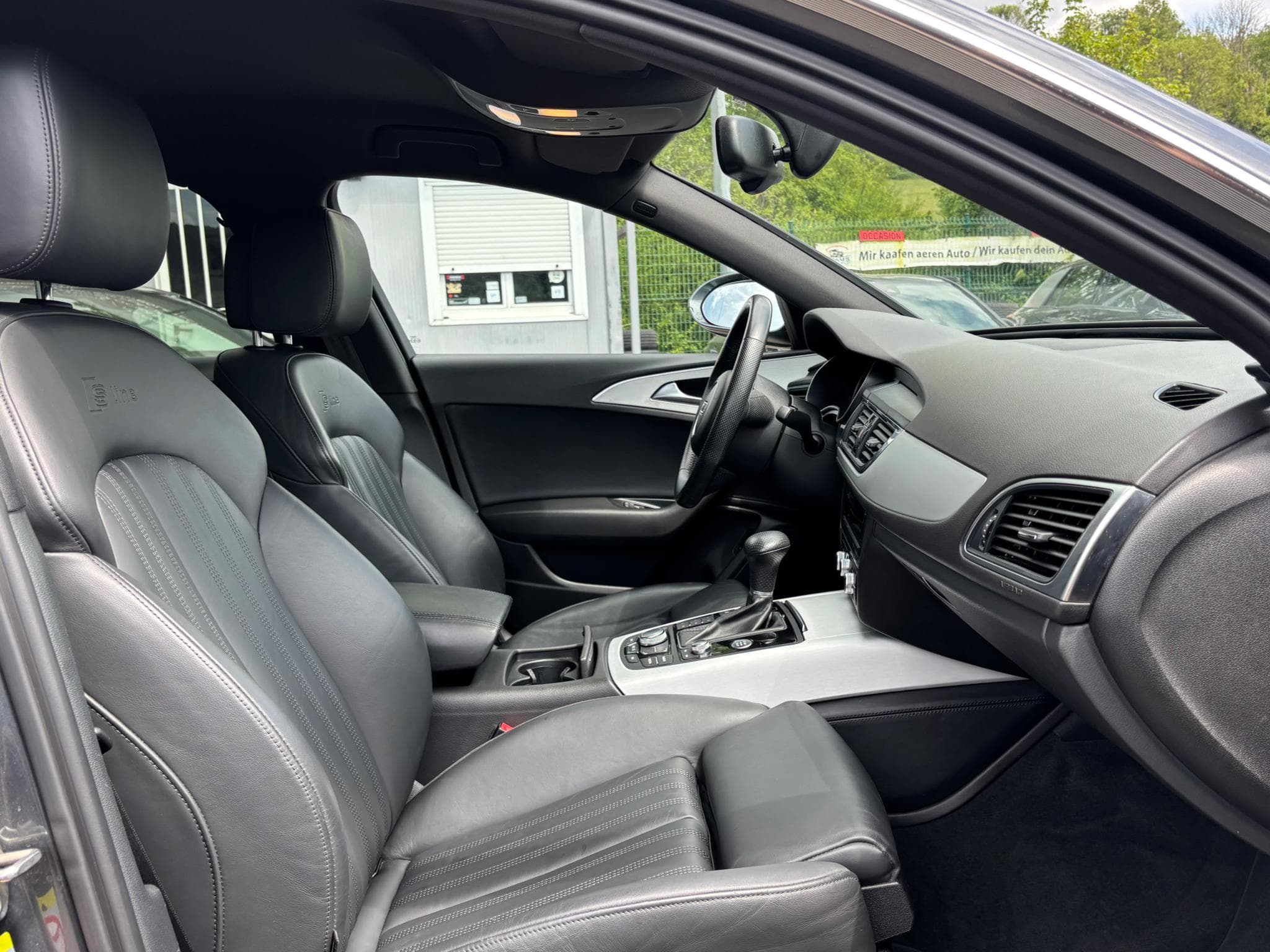 Audi A6 AVANT 2.0 TFSI 180ch S-Line (2013) - Photo 10
