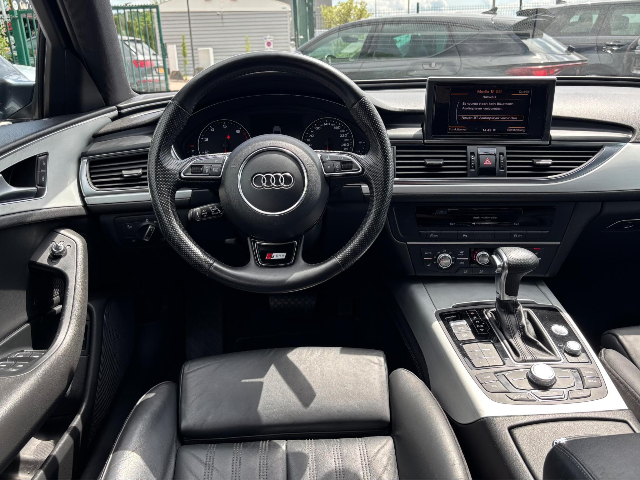 Audi A6 AVANT 2.0 TFSI 180ch S-Line (2013) - Photo 8