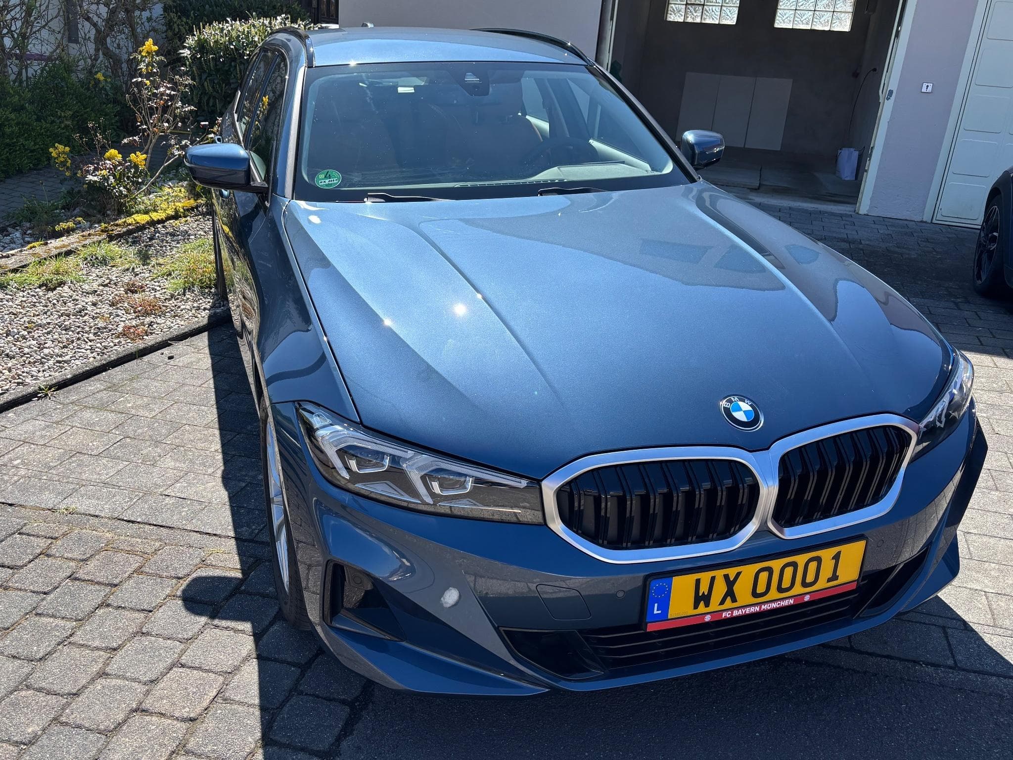 BMW 318 318 Touring (2024) - Photo 4