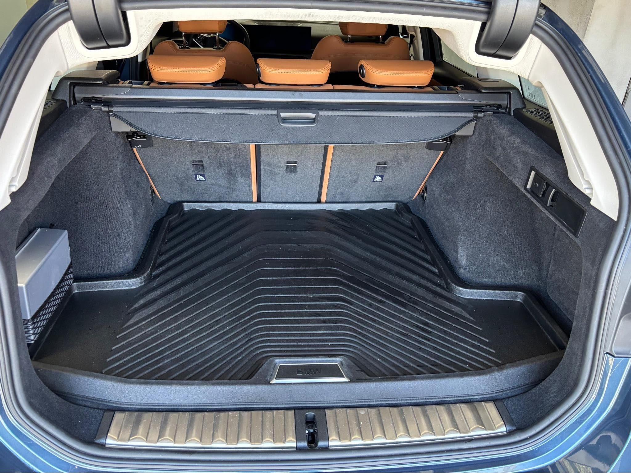 BMW 318 318 Touring (2024) - Photo 8