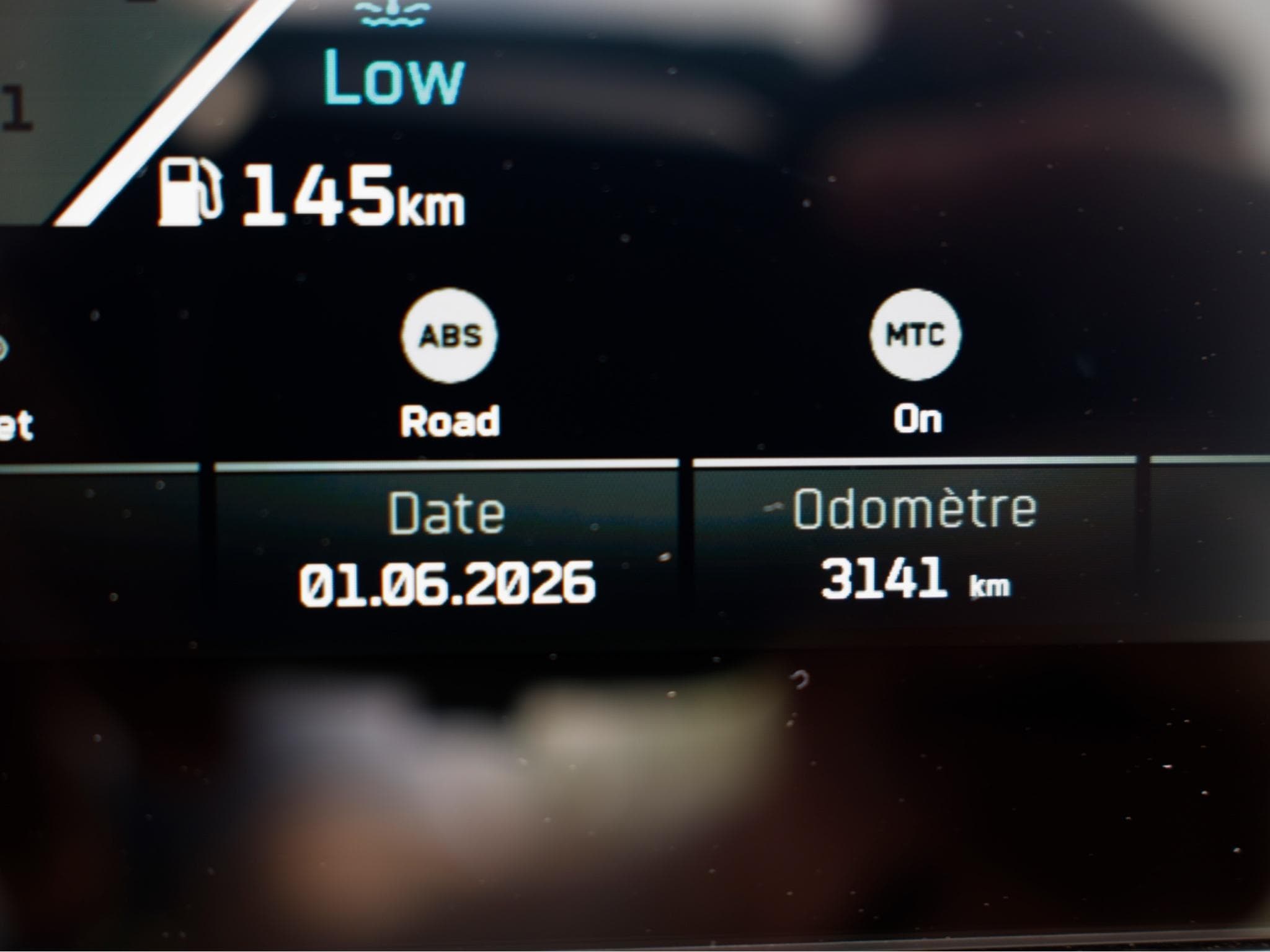 KTM Duke 990 (2024) - Photo 2