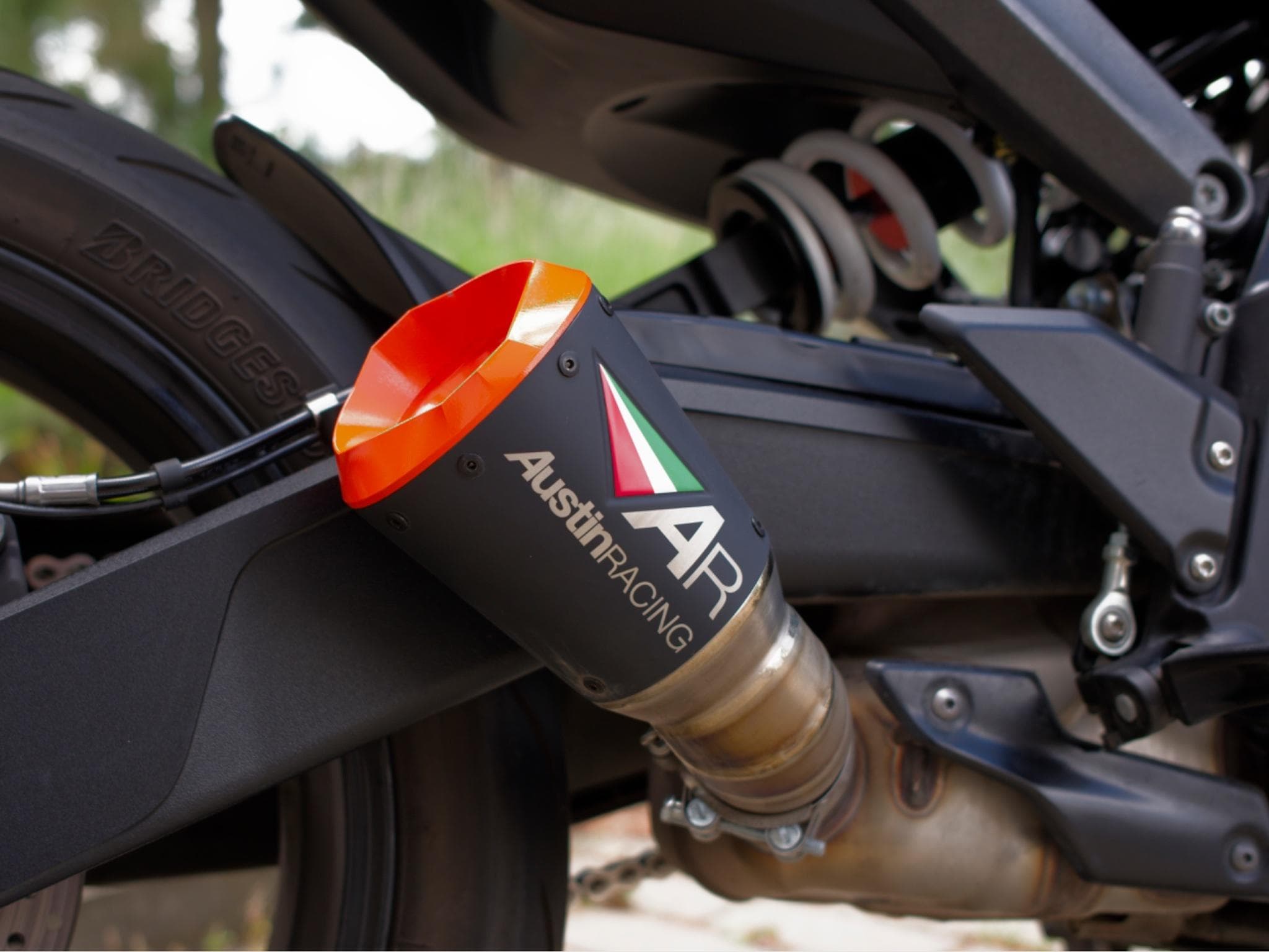 KTM Duke 990 (2024) - Photo 3