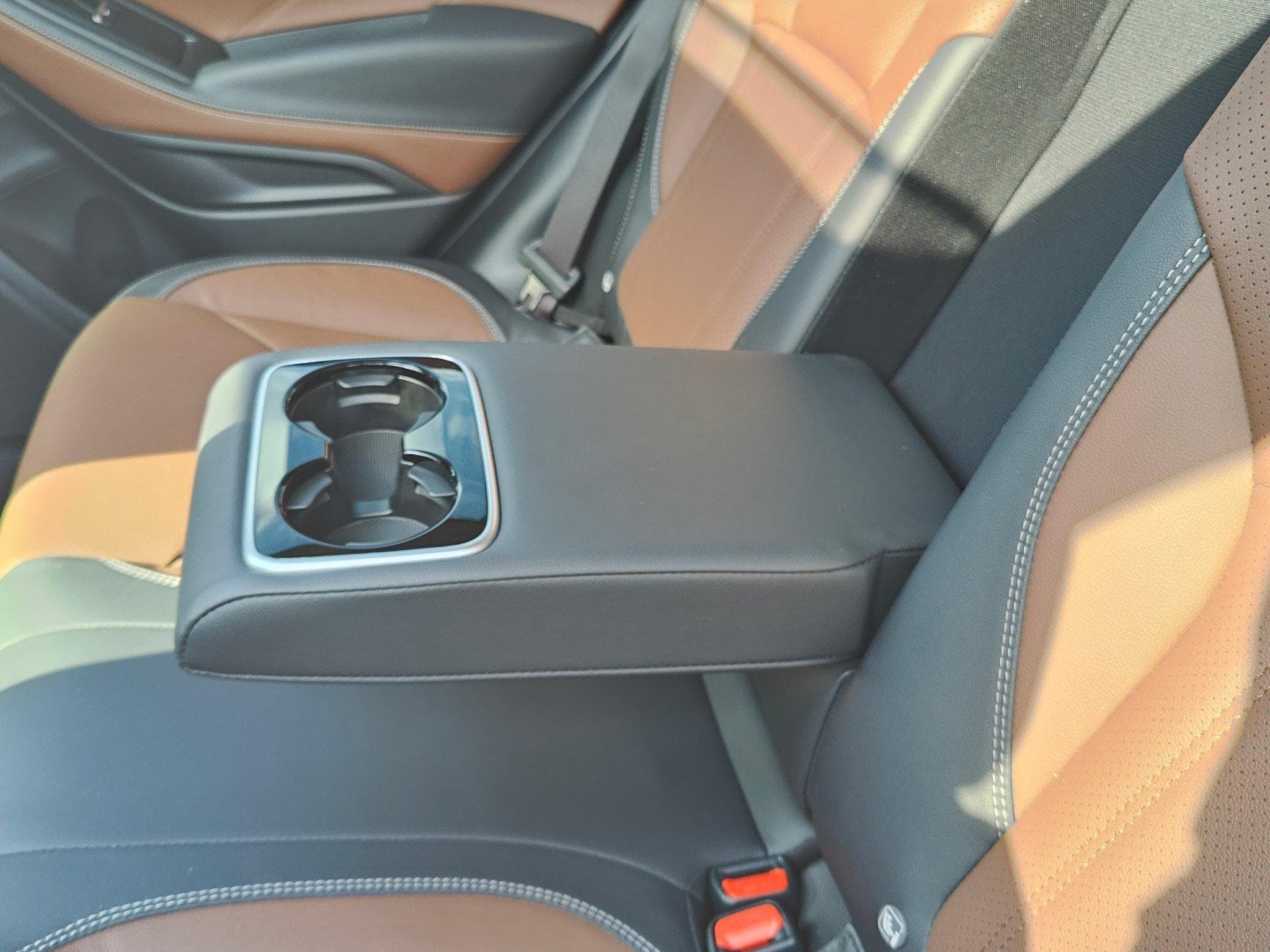 Subaru Forester Premium Platinum (2024) - Foto 14