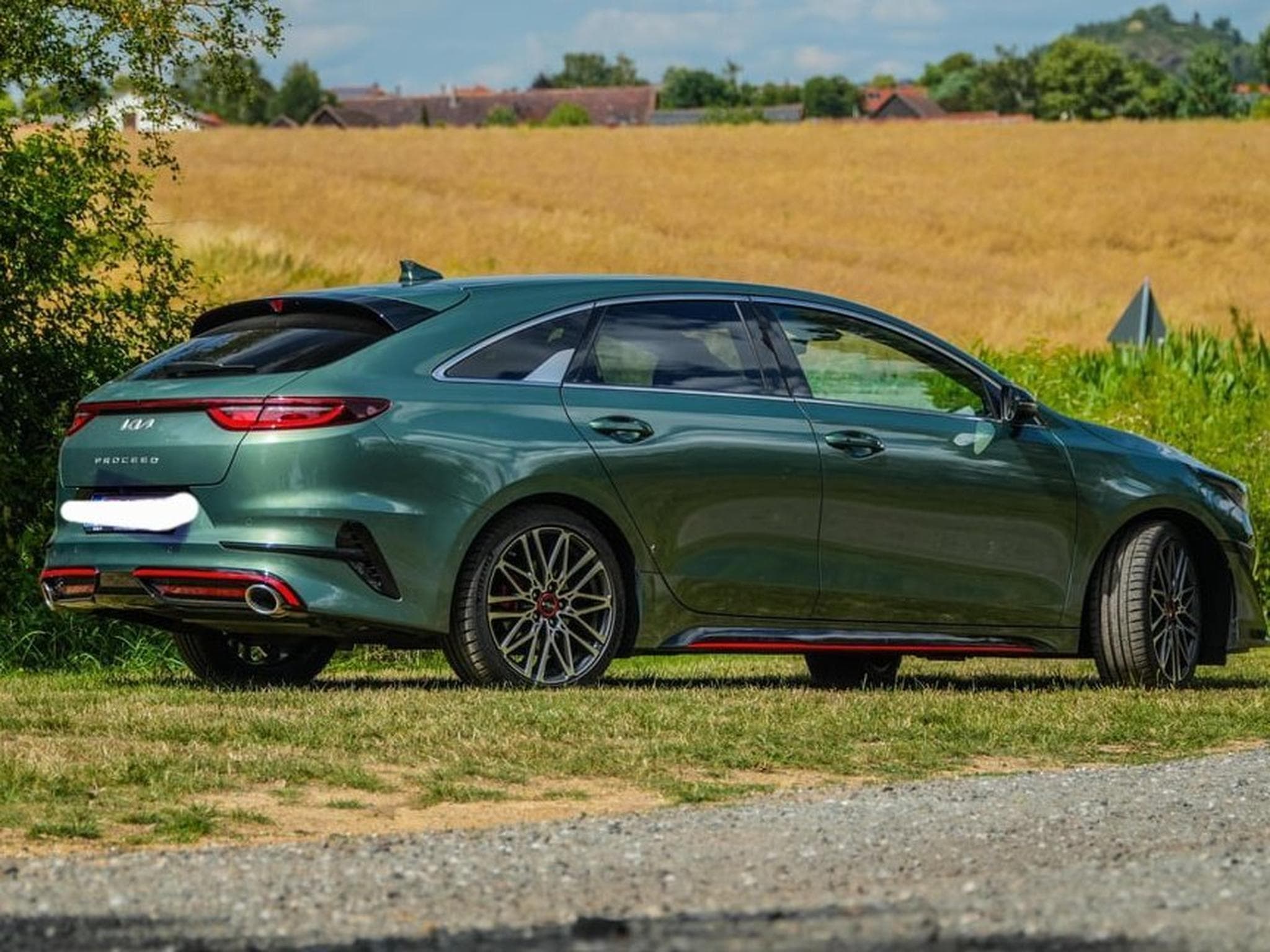 Kia Pro Ceed GT (2023) - Photo 1