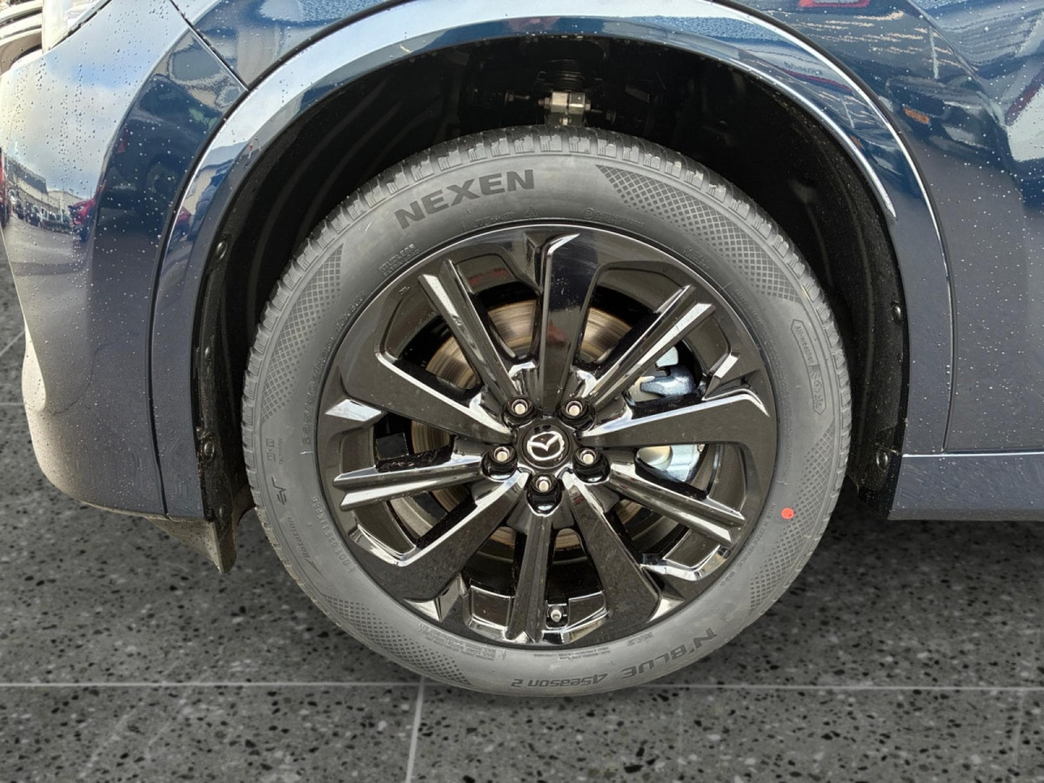 Mazda CX-60 2.5L e-SKYACTIV PHEV 327 hp 8AT AWD HOMURA (2026) - Photo 10